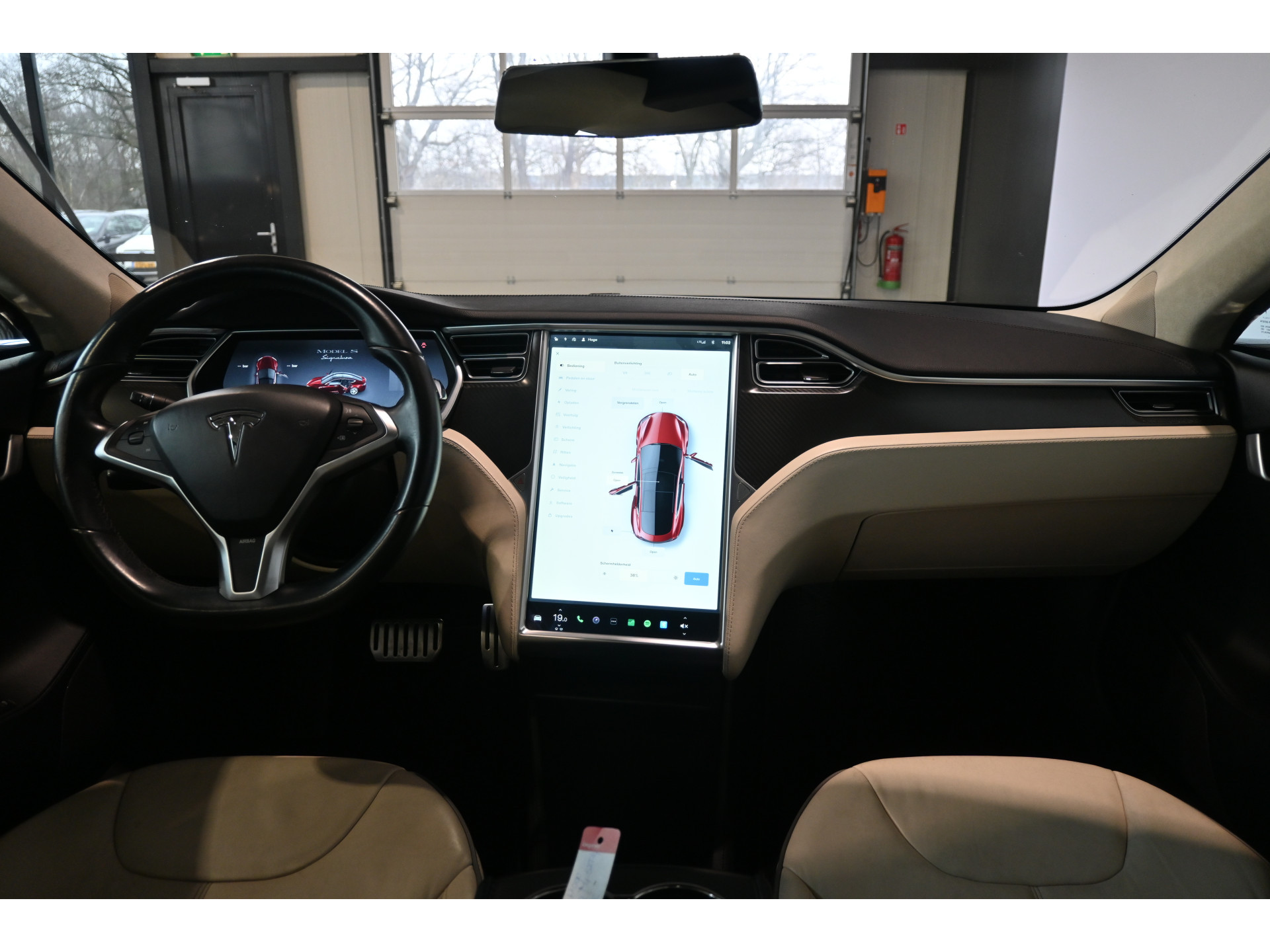 Tesla Model S 85 Performance Tech Pack ECC Navigatie Licht metaal MARGE 339KM Actieradius! Inruil mogelijk