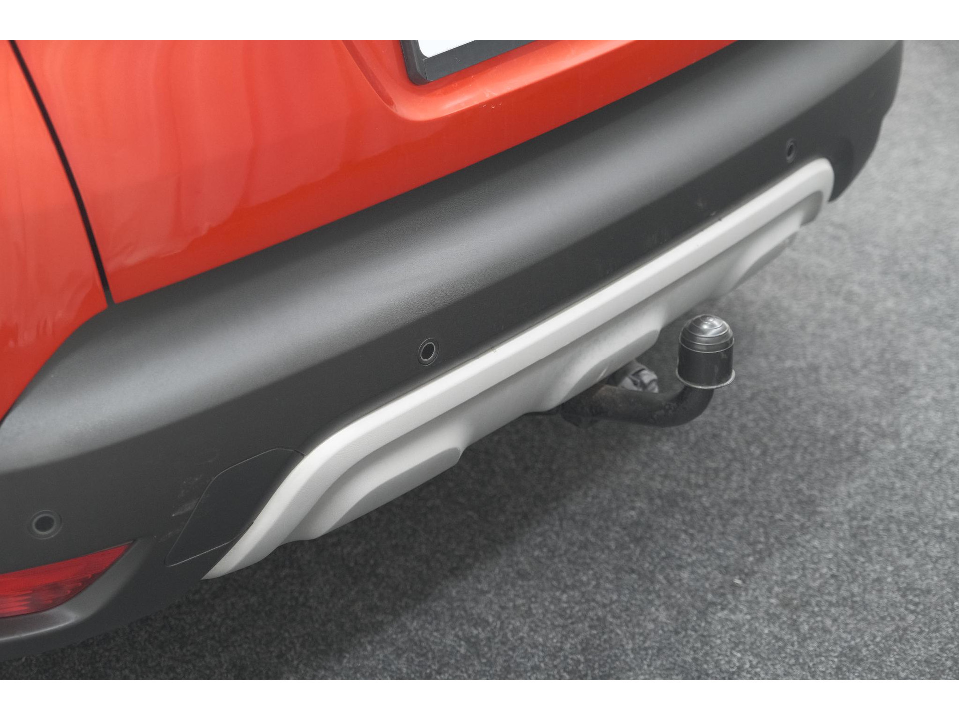 Renault Captur TCe 90 Intens | Trekhaak | Camera | Dodehoekdetectie | Navigatie