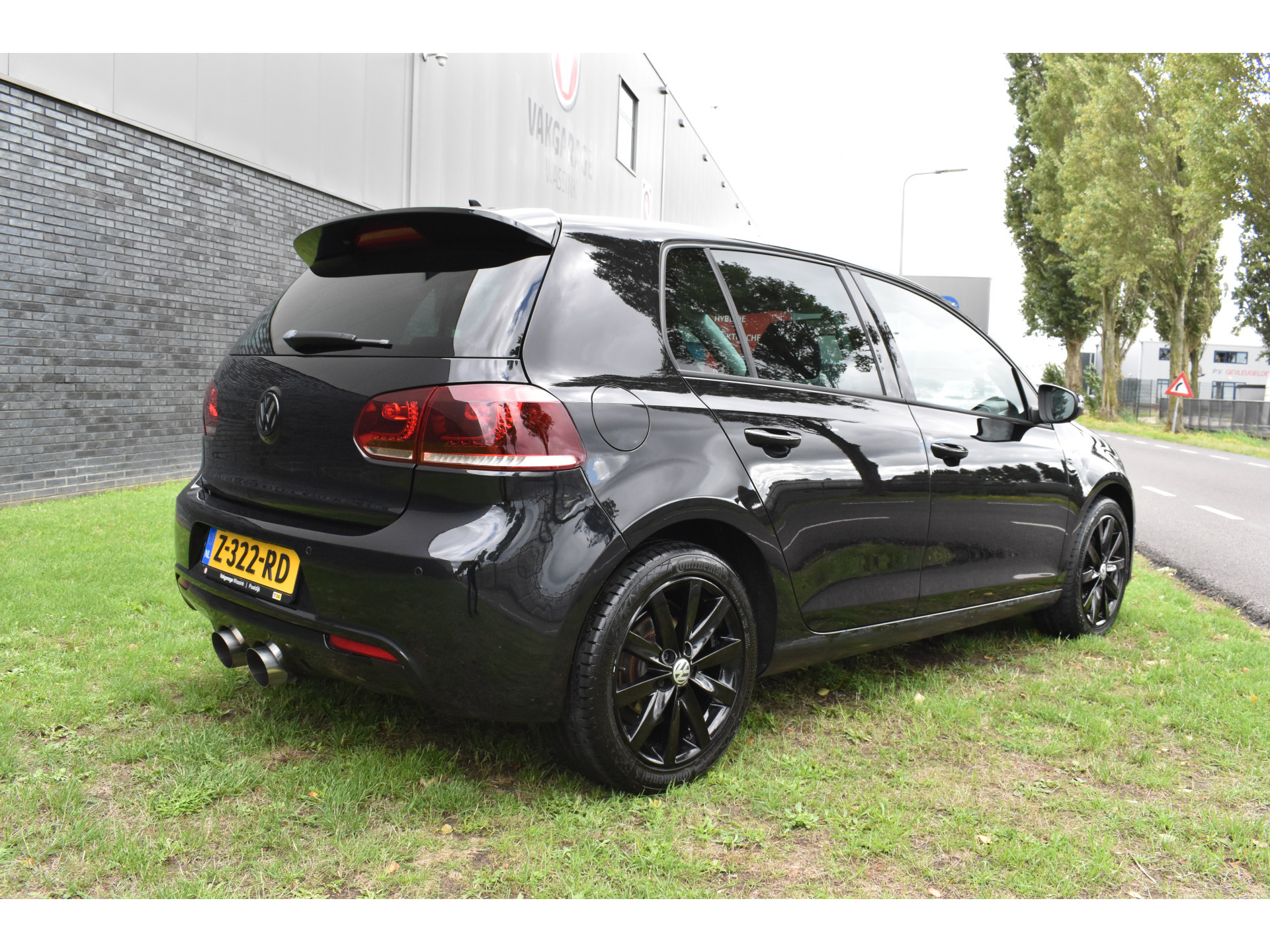 Volkswagen Golf 1.4 TSI Highline R-pakket Navi Stoelverwarming