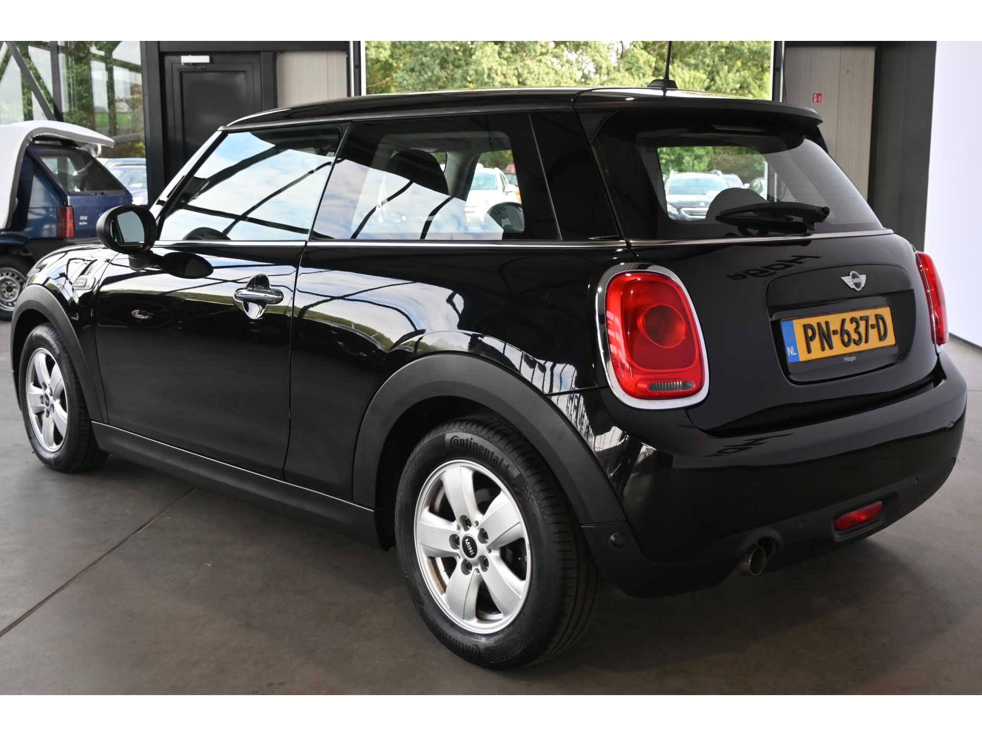 MINI 3-Deurs 1.2 One Business Airco Cruise Lichtmetaal PDC Stoelverwarming Rijklaarprijs! Inruil Mogelijk!