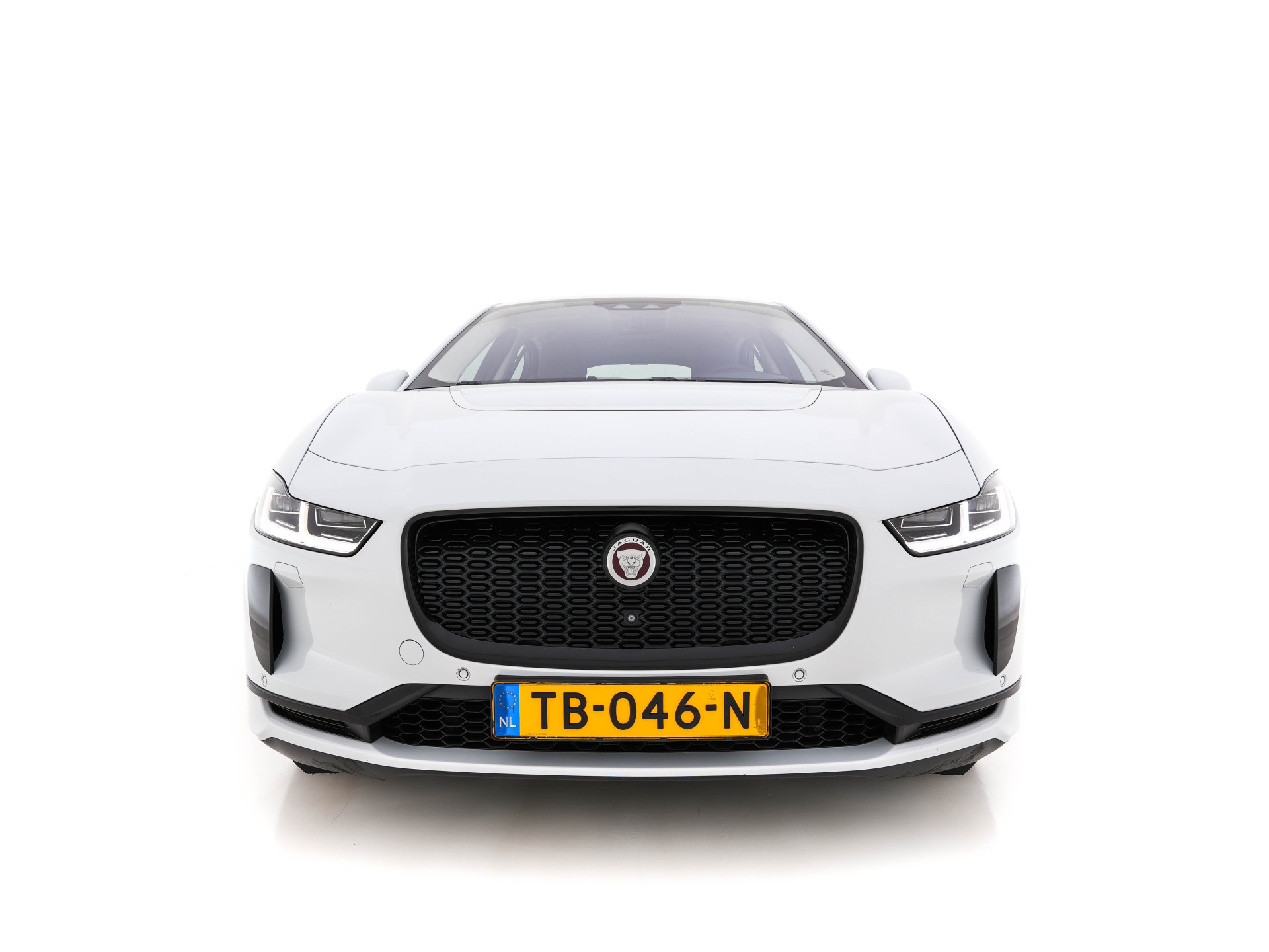 Jaguar I-PACE EV400 HSE First Edition AWD {SOH-91%} (INCL-BTW) Aut. *DIGI-COCKPIT | MATRIX-LED | MICROFIBRE | MERIDIAN-AUDIO | SURROUND-VIEW | KEYLESS | LANE-ASSIST | BLIND-SPOT | CRUISE | DAB | MEMORY-PACK | CCS-FASTLOADER | SPORT-SEATS | 22"