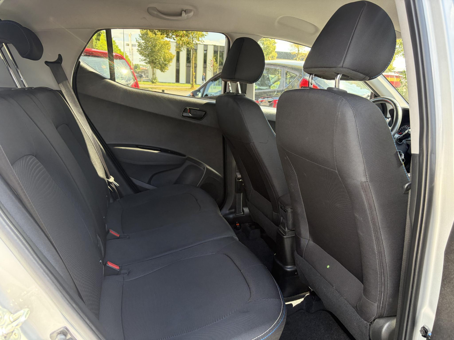 Hyundai i10 1.0i i-Motion Go! 2016 ✓Navi✓Clima✓Cruise✓Recent beurt gehad✓2eEigenaar✓5 Deurs✓N.A.P✓Weinig km✓Zeer Zuinig✓Apk tot 03-2027