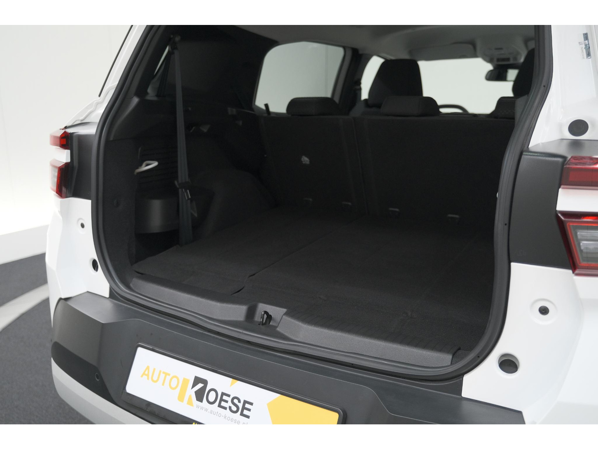 Opel Frontera 1.2 Turbo Hybrid 145 GS | 7 Zitplaatsen | Camera | Dodehoekdetectie | Navigatie