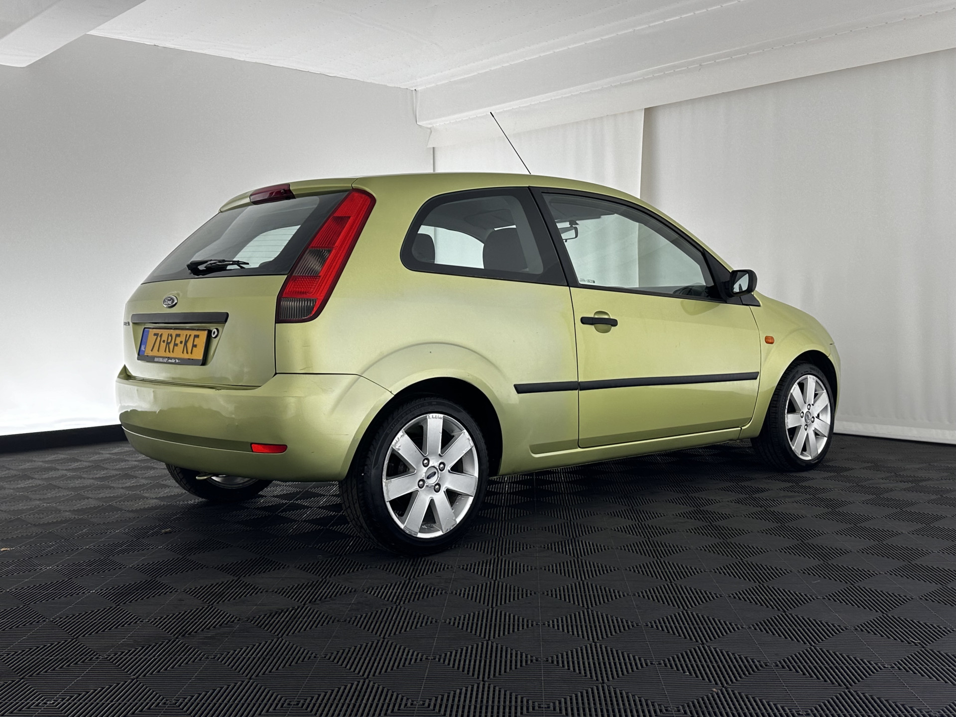 Ford Fiesta 1.3 Futura * AIRCO | RADIO-CD | 16"ALU *