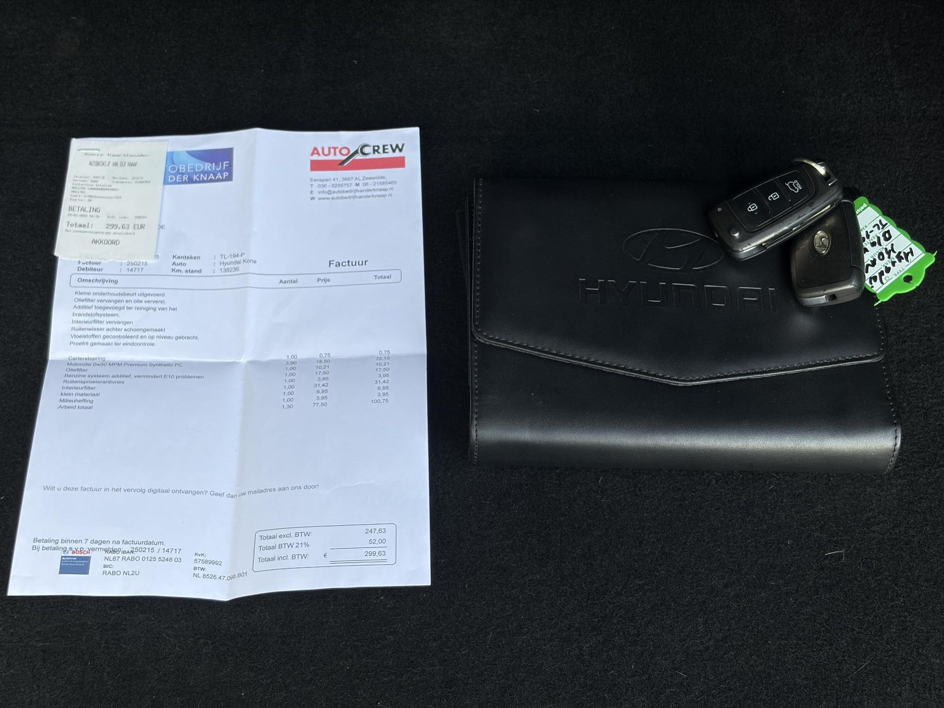 Hyundai Kona 1.0T Essence 2e Eigenaar,Trekhaak,Camera,Carplay,Navi,Clima,Cruise,6 Bak,N.A.P,120pk,Lm velgen,Rijstrooksensor,Pdc,Apk tot 03-2027