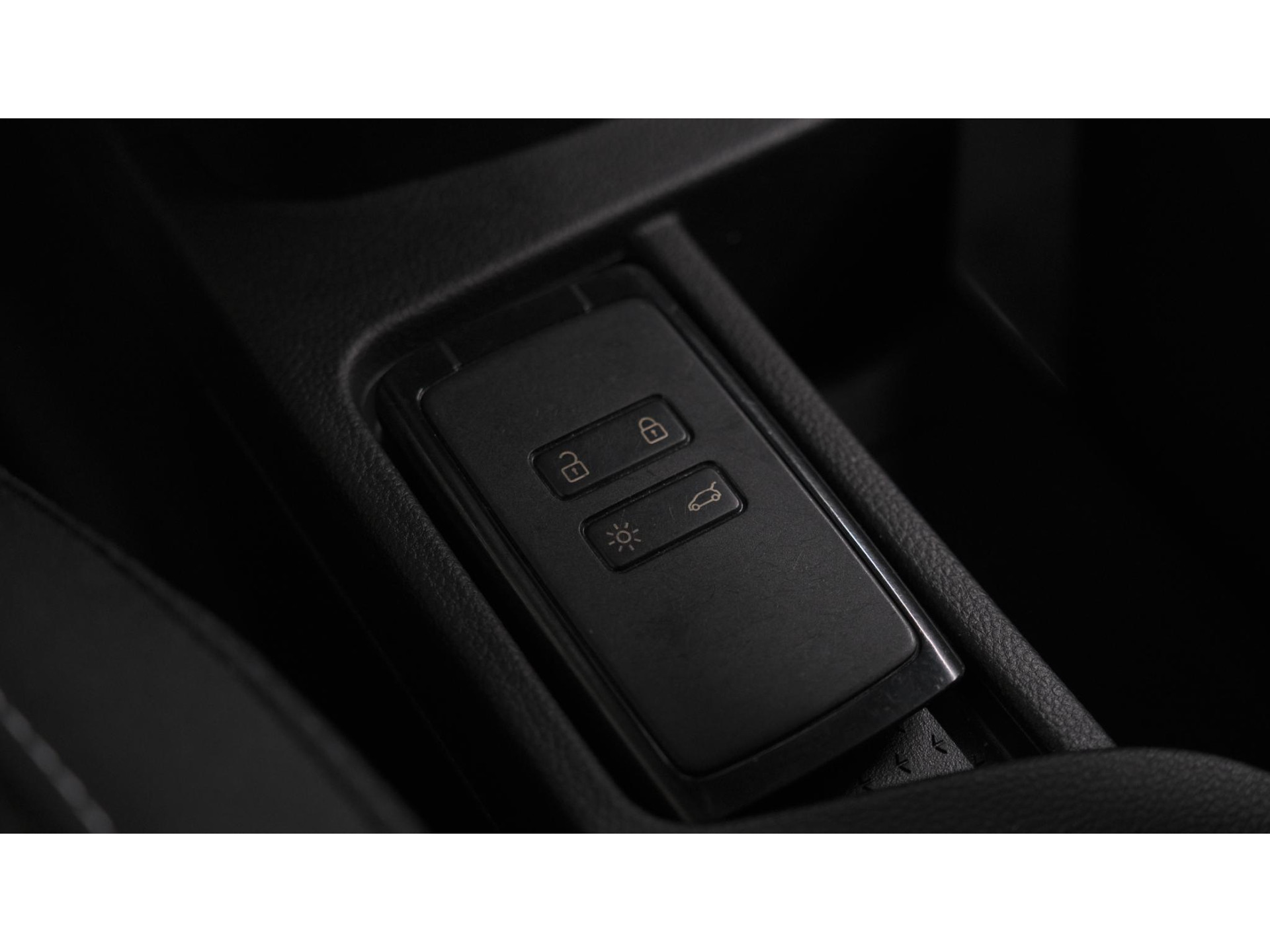 Renault Captur TCe 90 Evolution | Parkeersensoren | Apple Carplay | Climate Control | Stoelverwarming