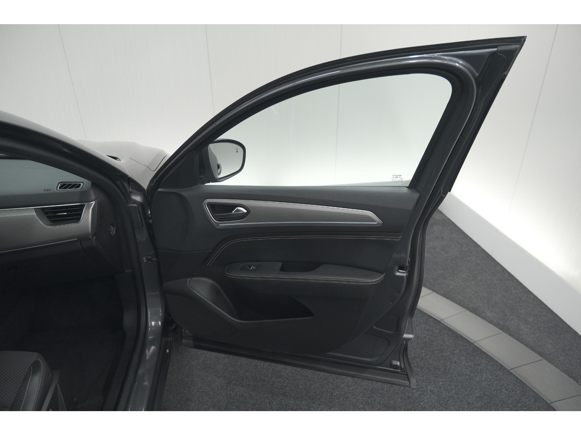 Renault Arkana Mild Hybrid 140 EDC Techno | 360 Camera | Dodehoekdetectie | Adaptieve Cruise Control