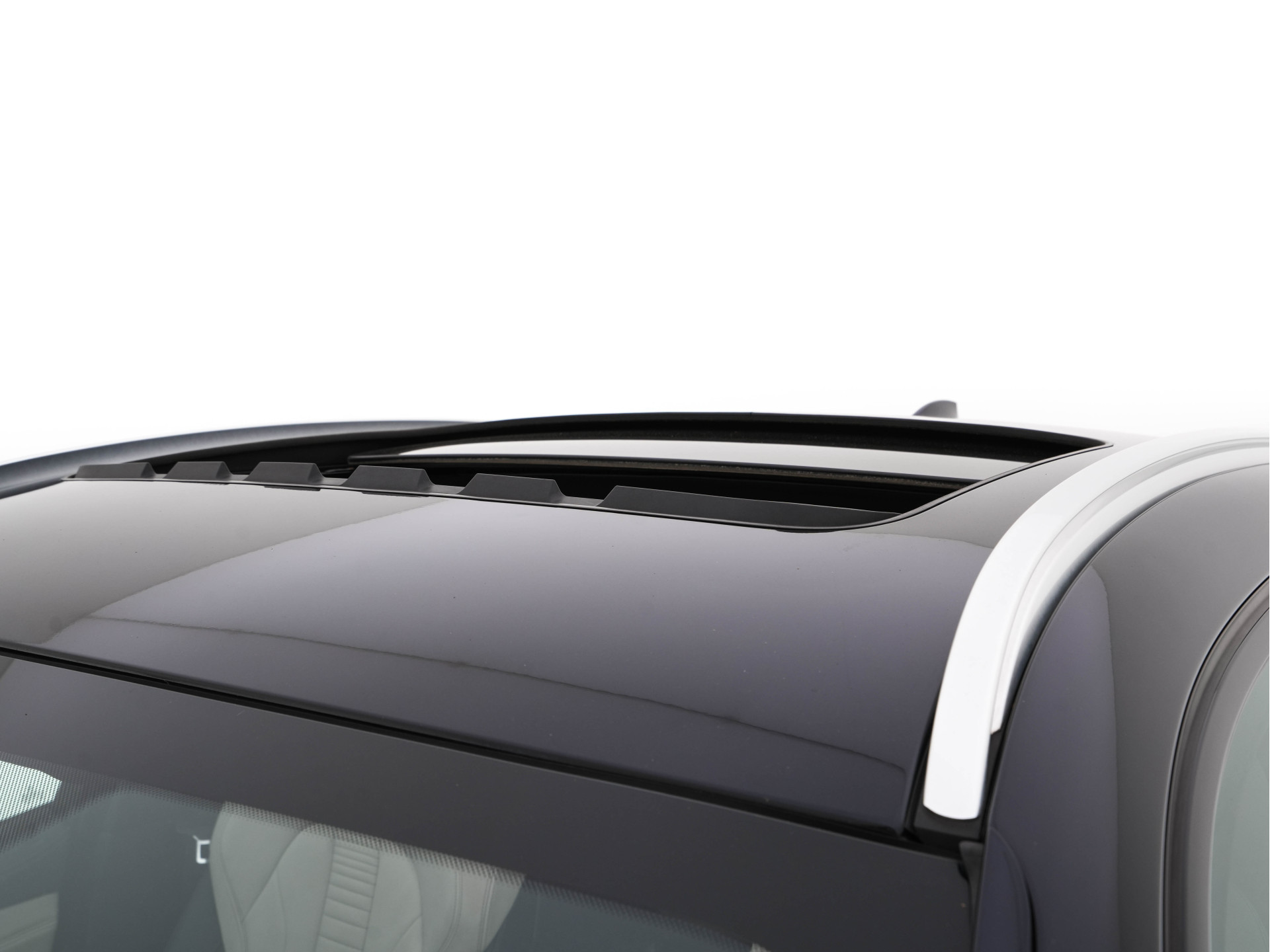 BMW X6 xDrive50i High-Executive M-Sportpack Aut. *PANO | HEAD-UP | TWO-COLOUR-LUXURYLEATHER | FULL-LED | MEMORY-PACK | HARMAN/KARDON-SOUNDSYSTEM |  | BLIND-SPOT | KEYLESS | CAMERA | COMFORT-SEATS | SOFT-CLOSE | 20''ALU*