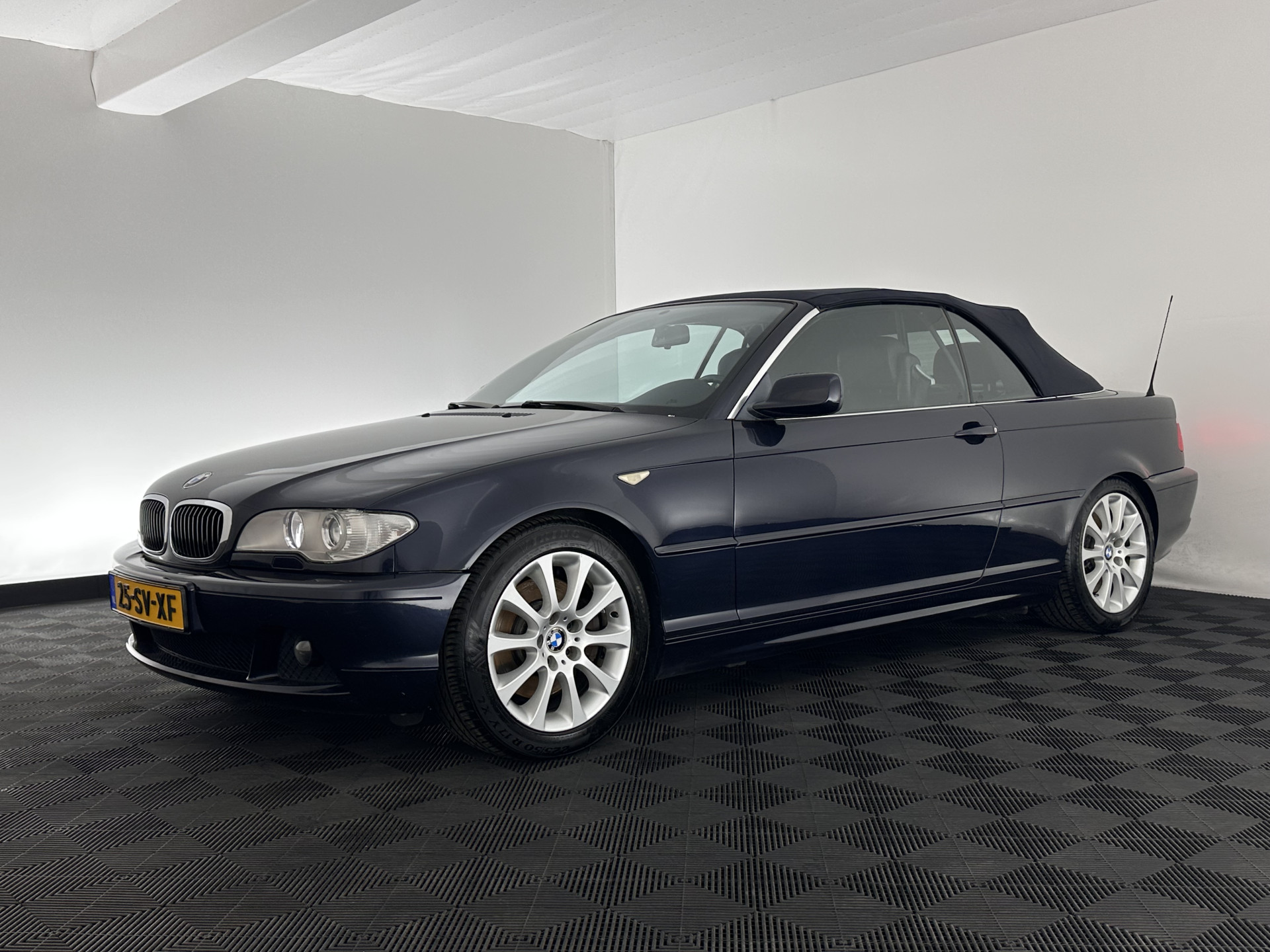 BMW 3-serie Cabrio 330Cd #car smokes excessively*LEATHER | XENON | MEMORY-PACK | SPORT-SEATS | ECC | CRUISE | 17''ALU | TOWBAR*