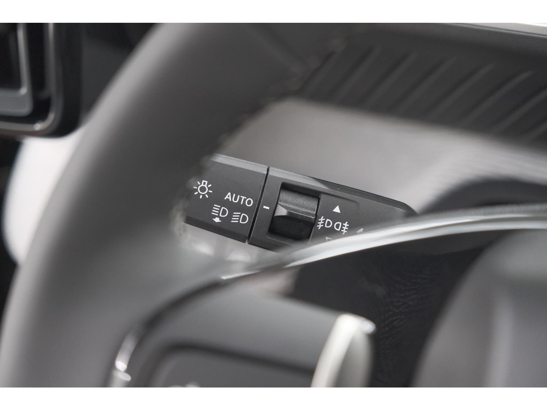 Citroen Ë-C3 Aircross Plus 113pk Extended Range 54 kWh | 11 KW Lader | Camera | Apple CarPlay | Parkeersensoren