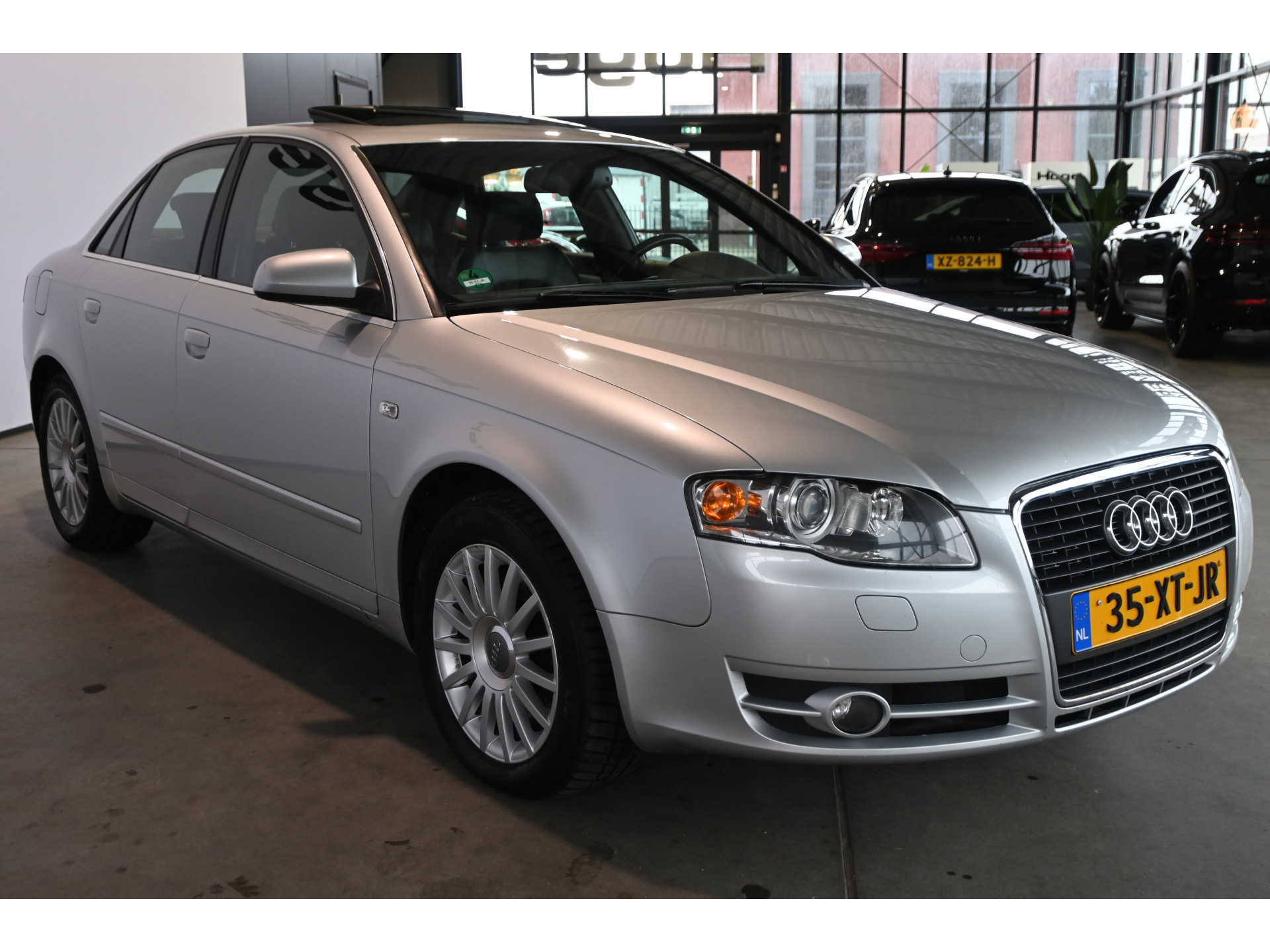 Audi A4 Limousine 2.7 TDI Advance Airco Leder Cruise Xenon Elektrisch pakket Schuif / kanteldak Inruil mogelijk!
