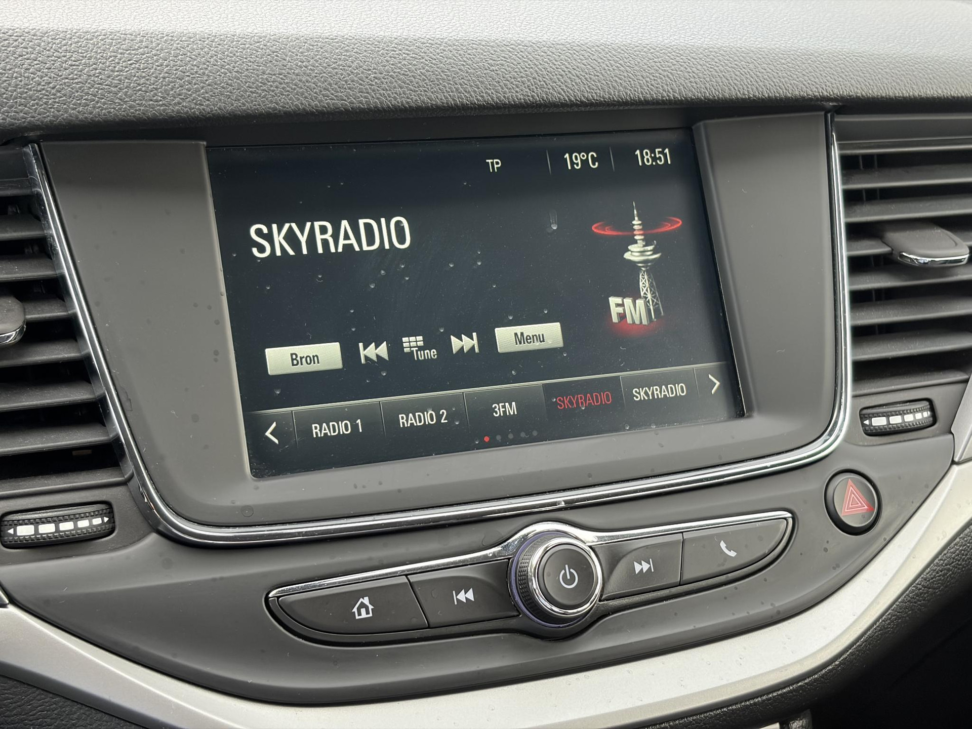 Opel Astra Sports Tourer 1.2 Edition ✓131pk✓2e Eigenaar✓Trekhaak✓Navi✓Airco✓Cruise✓Pdc V+A✓Lm velgen✓Dealer Onderhouden✓Comfortstoelen✓N.A.P✓Apk tot 07-2028