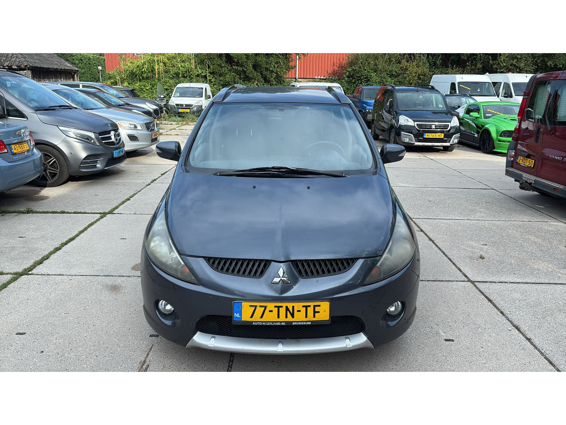 Mitsubishi Grandis 2.4-16V 7 Zits Only Export