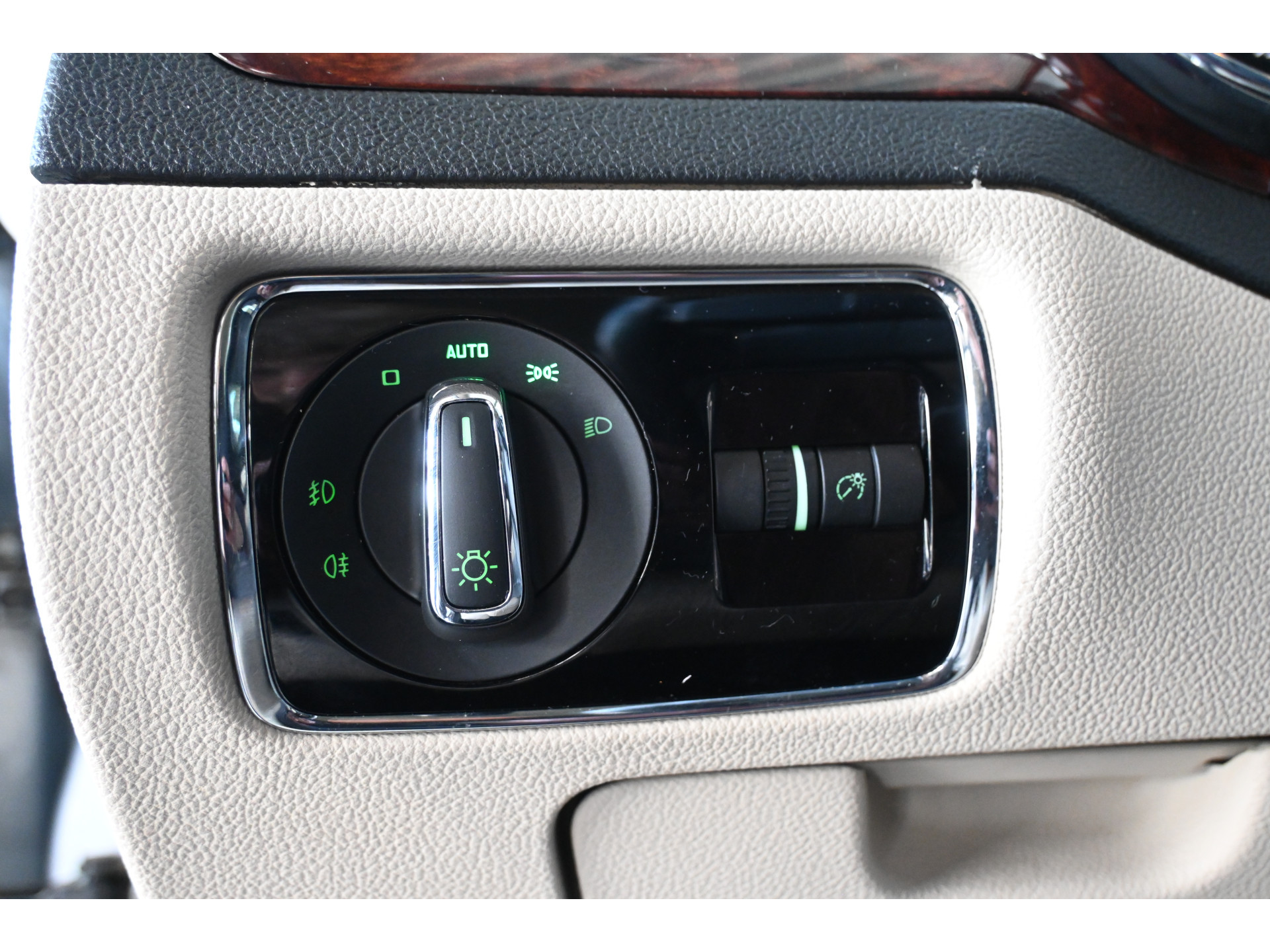 ŠKODA Superb Combi 1.8 TSI Elegance Business Line Automaat Navigatie Leder All in Prijs! Inruil Mogelijk!