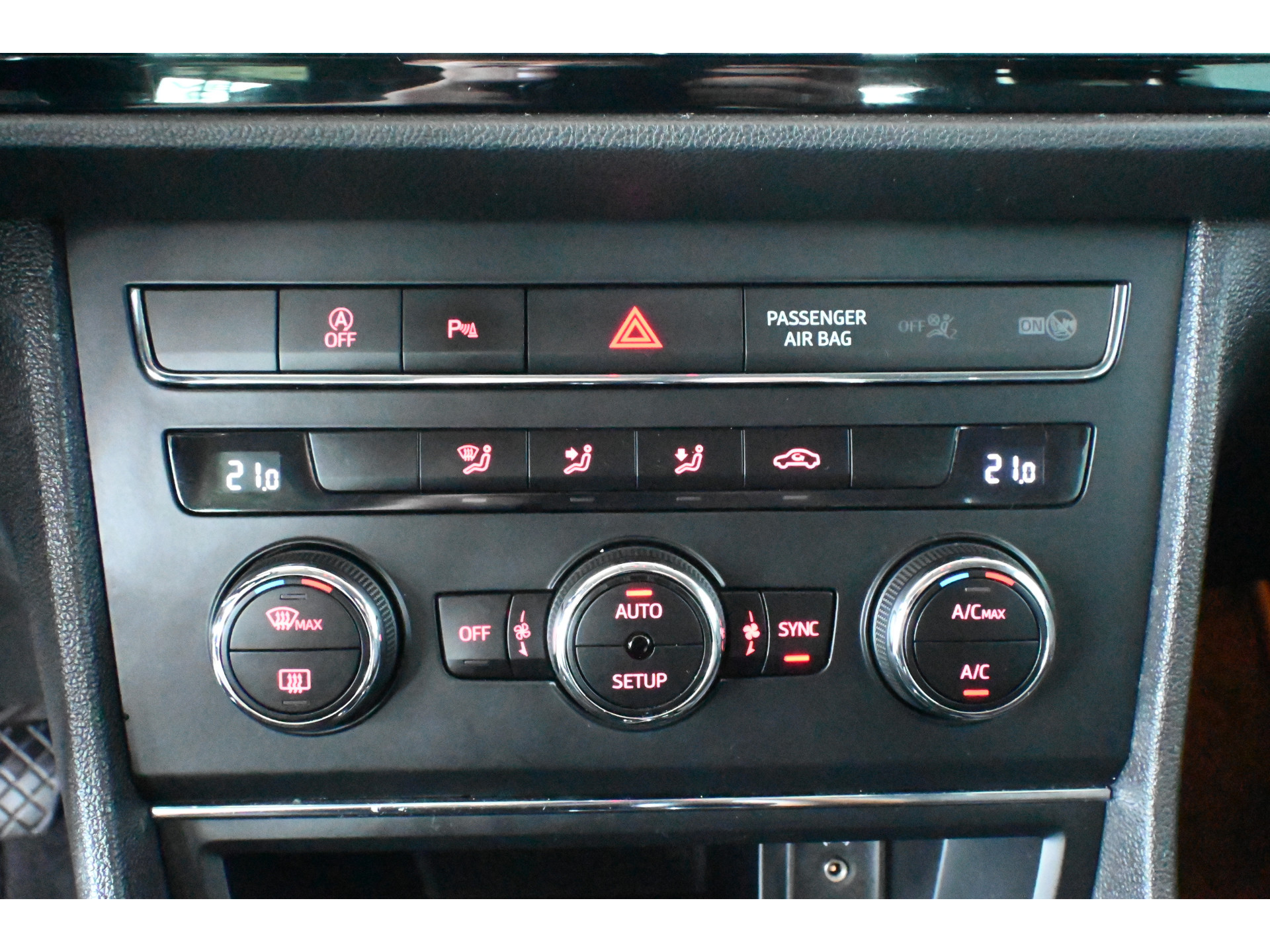 SEAT Leon ST 1.4 EcoTSI Style Connect Clima Navigatie Carplay Goed Onderhouden! Inruil Mogelijk!