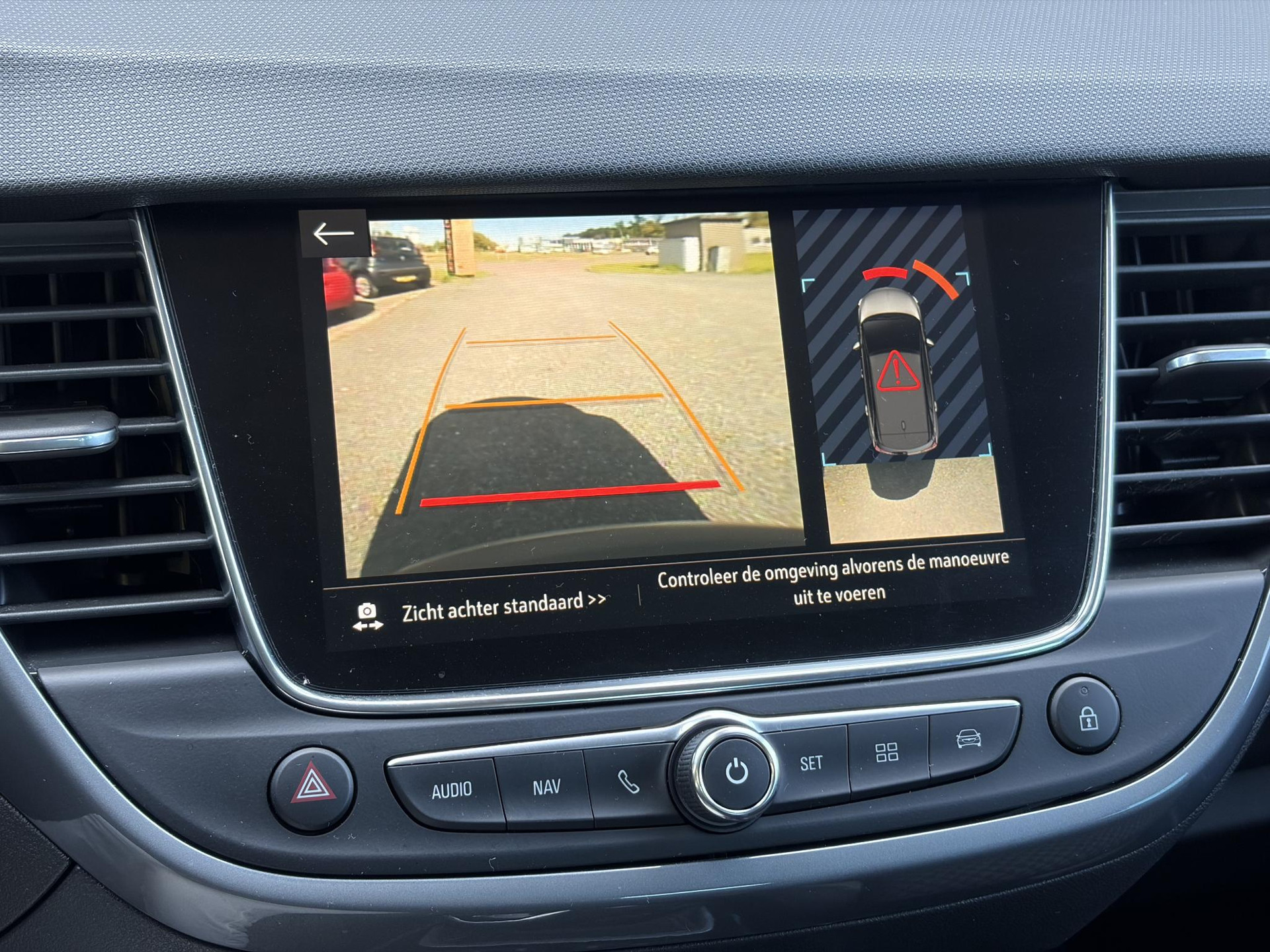 Opel Crossland X 1.2 Turbo Innovation ✓1e Eigenaar✓Dealer Onderhouden✓360° Camera✓Carplay✓Navi✓6 Bak✓110pk✓Keylss✓Halfleder✓Pdc V+A✓Lm velgen✓N.A.P✓Rijstrooksensor✓Dodehoeksensor✓Apk tot 09-2028
