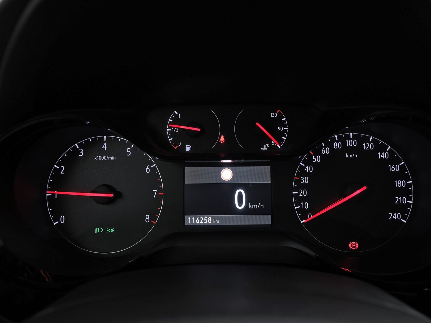 Opel Corsa 1.2 Sport (APPLE CARPLAY, GROOT NAVI, 360 CAMERA, SPORTSTOELEN, LM VELGEN, CRUISE, NIEUWSTAAT)
