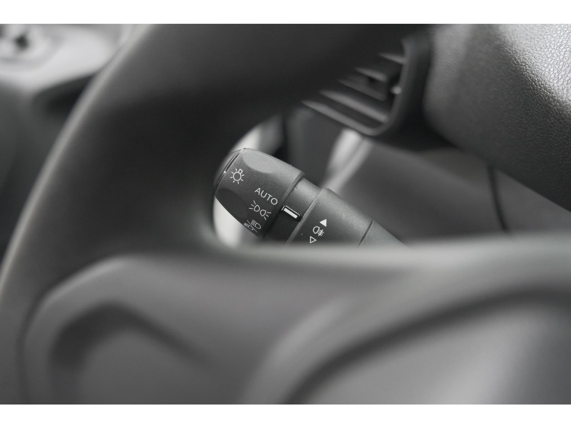 Peugeot Partner 1.5 BlueHDi 100 S&S L1 | Trekhaak | Laadruimte Pakket | Allseason Banden | Cruise Control
