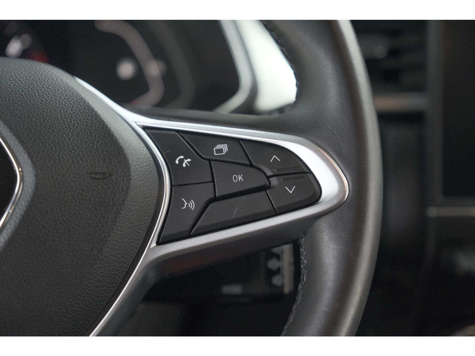 Renault Captur TCe 100 Intens | Trekhaak | Camera | Navigatie | Parkeersensoren