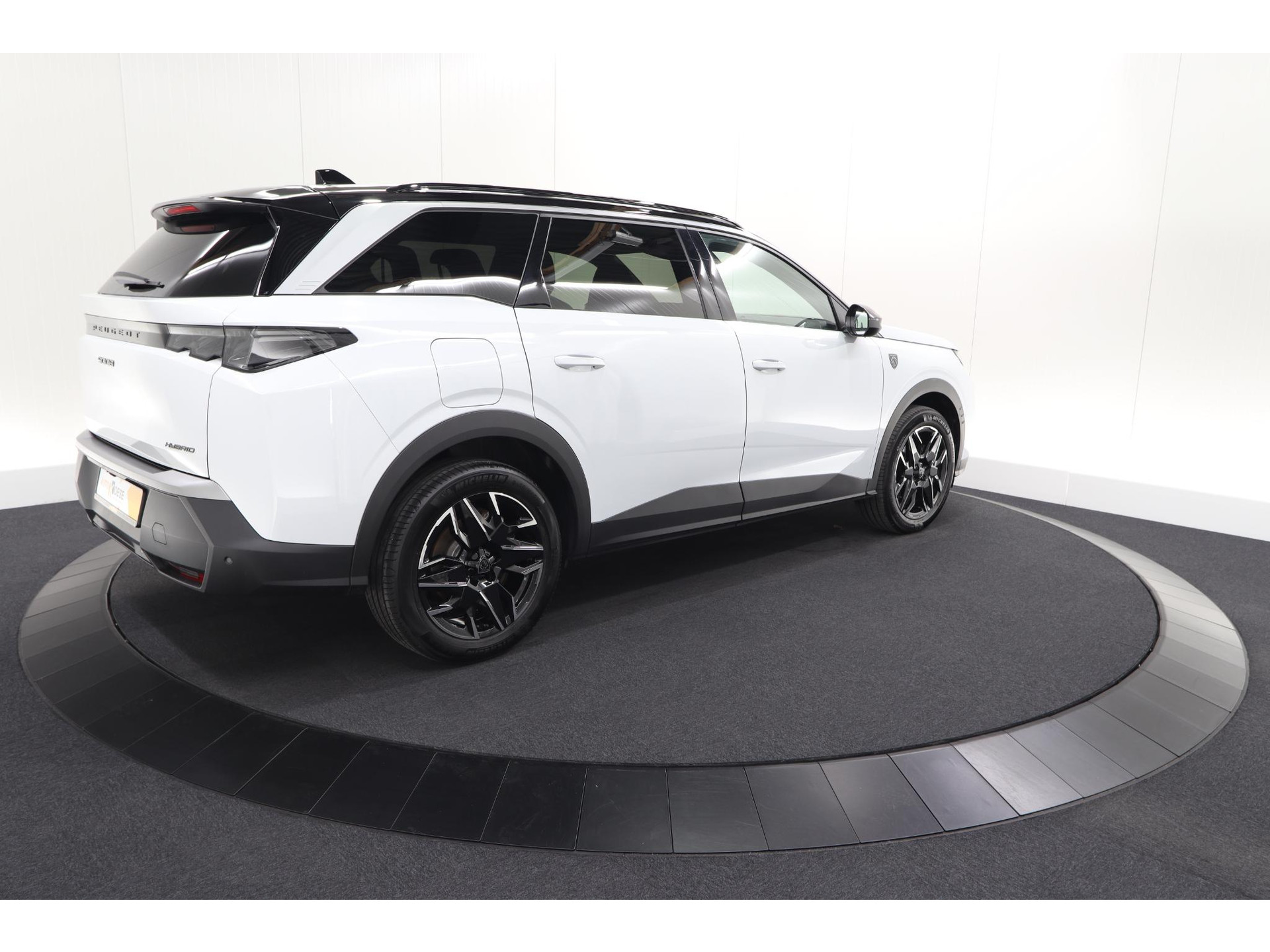 Peugeot 5008 1.2 Hybrid 136 GT 7p | Adaptieve Cruise Control | Camera | Elektrische Kofferklep | Stoelverwarming