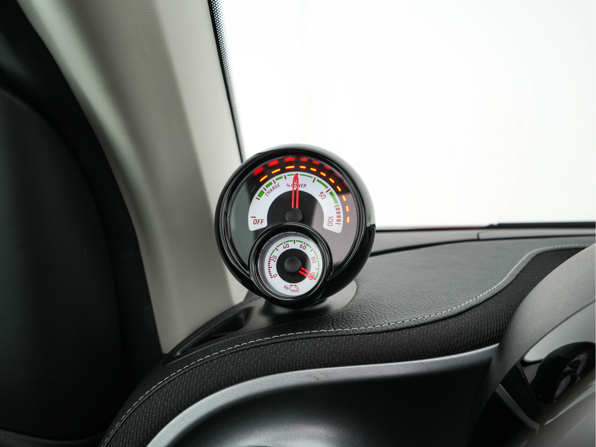 Smart fortwo cabrio EQ BRABUS Style 18 kWh [ 3-Fase ] *LEATHER | HEATED-SPORTSEATS | NAVI-FULLMAP | CAMERA | DAB+ | AIRCO | PDC | CRUISE | 16''ALU*