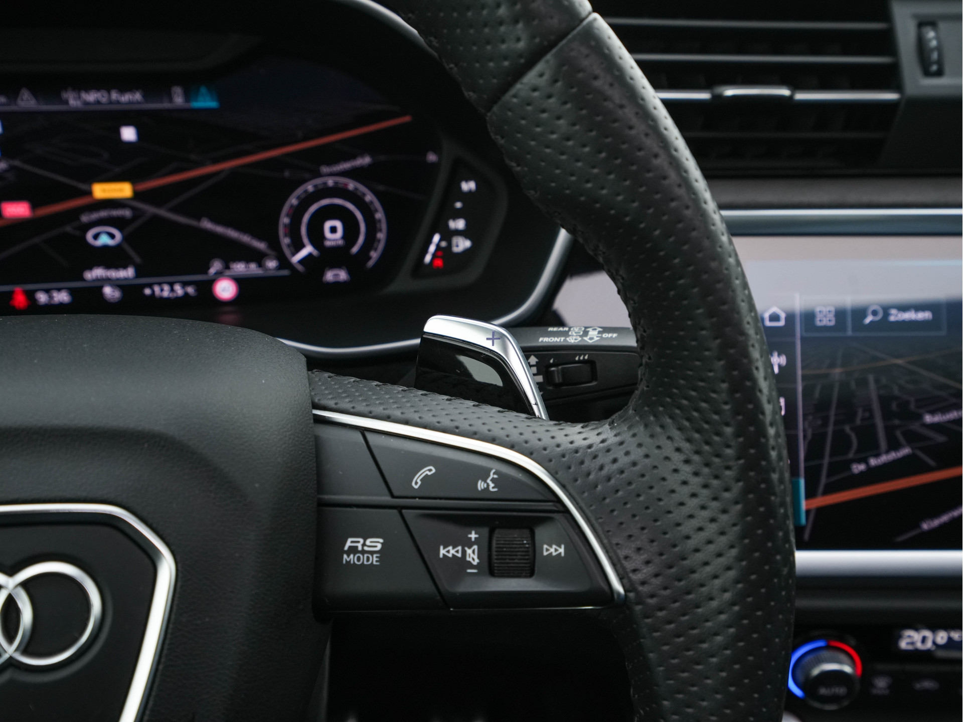 Audi RS Q3 Sportback TFSI Quattro Aut. *PANO | LEATHER | FULL-LED | ADAPTIVE-CRUISE | BANG&OLUFSEN | TOPVIEW | HEATED-SPORTSEATS | DIGI-COCKPIT | PRIVACYGLASS | SHIFTPADDLES | AMBIENTLIGHT | ECC | PDC | 21''ALU*