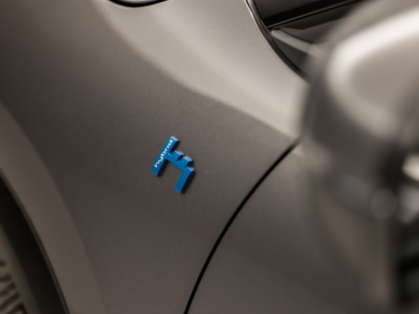 Citroën C5 Aircross 1.6 Plug-in Hybrid 225 Deluxe Sport 225Pk Automaat (APPLE CARPLAY, SOH 93%, GROOT NAVI, 360 CAMERA, GETINT GLAS, ELEK SPORTSTOELEN, LEDER, STOELVERWARMING, ADAPTIVE CRUISE, NIEUWSTAAT)
