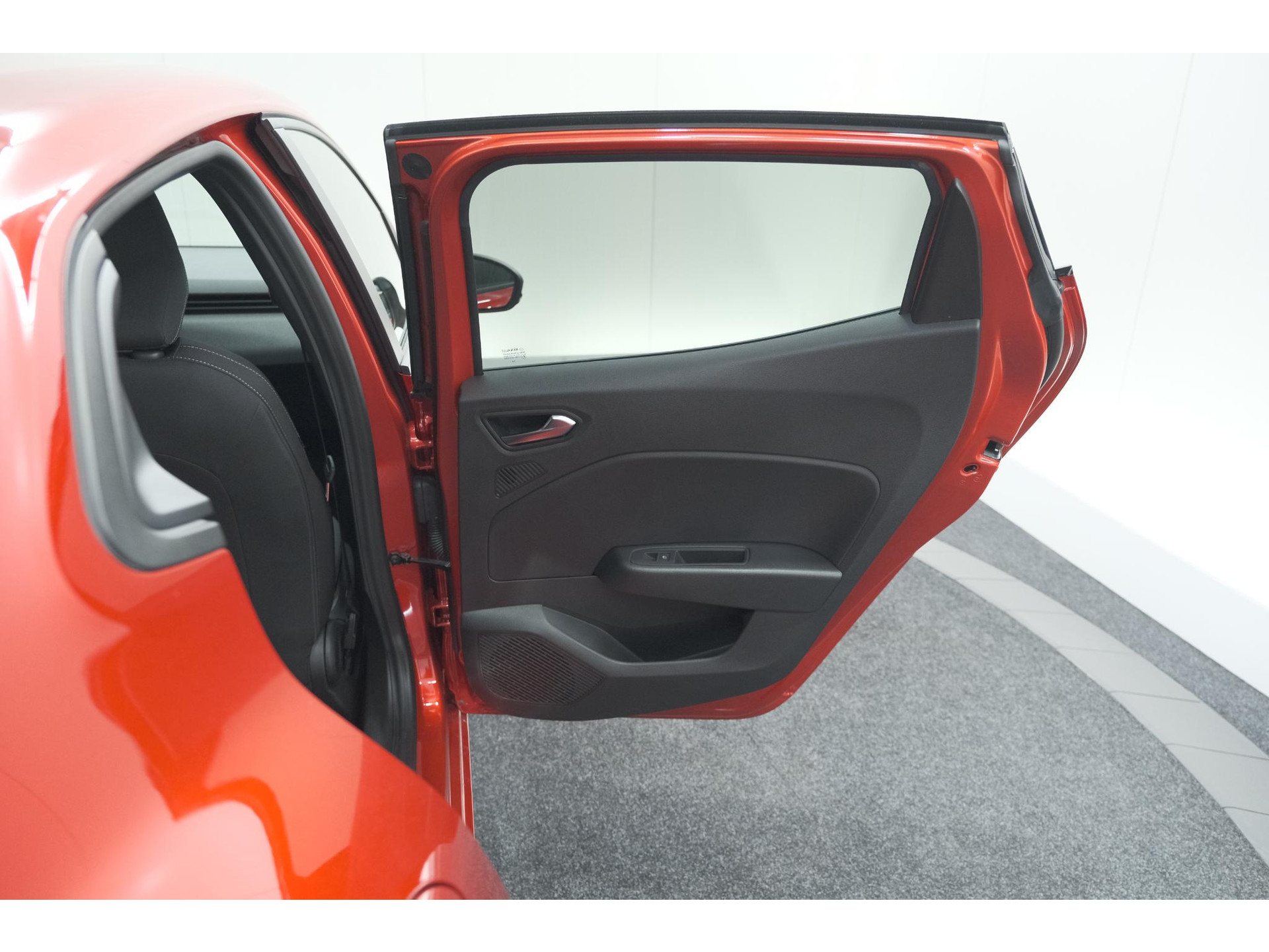 Renault Clio TCe 90 GPF Evolution | Camera | Navigatie | Apple Carplay | Parkeersensoren | Stoelverwarming