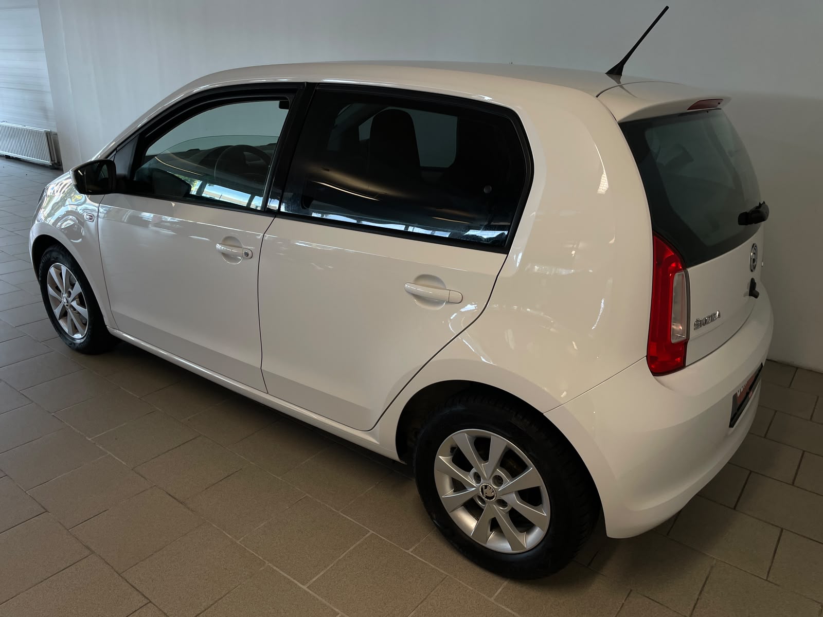 ŠKODA Citigo 1.0 Greentech Drive AIRCO CRUISE ELEK RAMEN CENT VERG NWE DISTRI NWE APK VELGEN ZEER NETTE AUTO INRUIL MOG