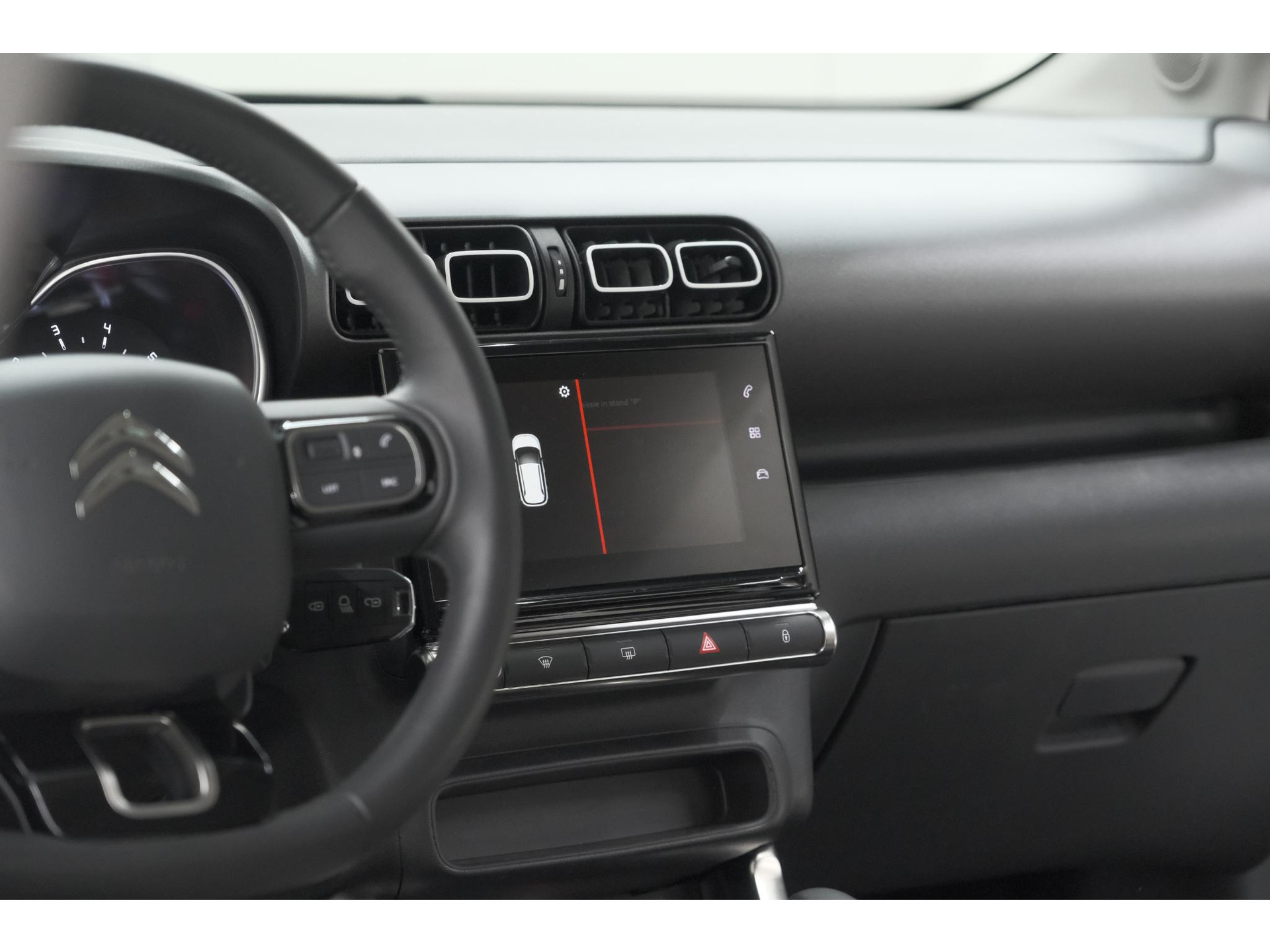 Citroen C3 Aircross PureTech 130 EAT6 Max | Parkeersensoren | Stoelverwarming | Apple Carplay | 16 Inch Lichtmetalen Velgen
