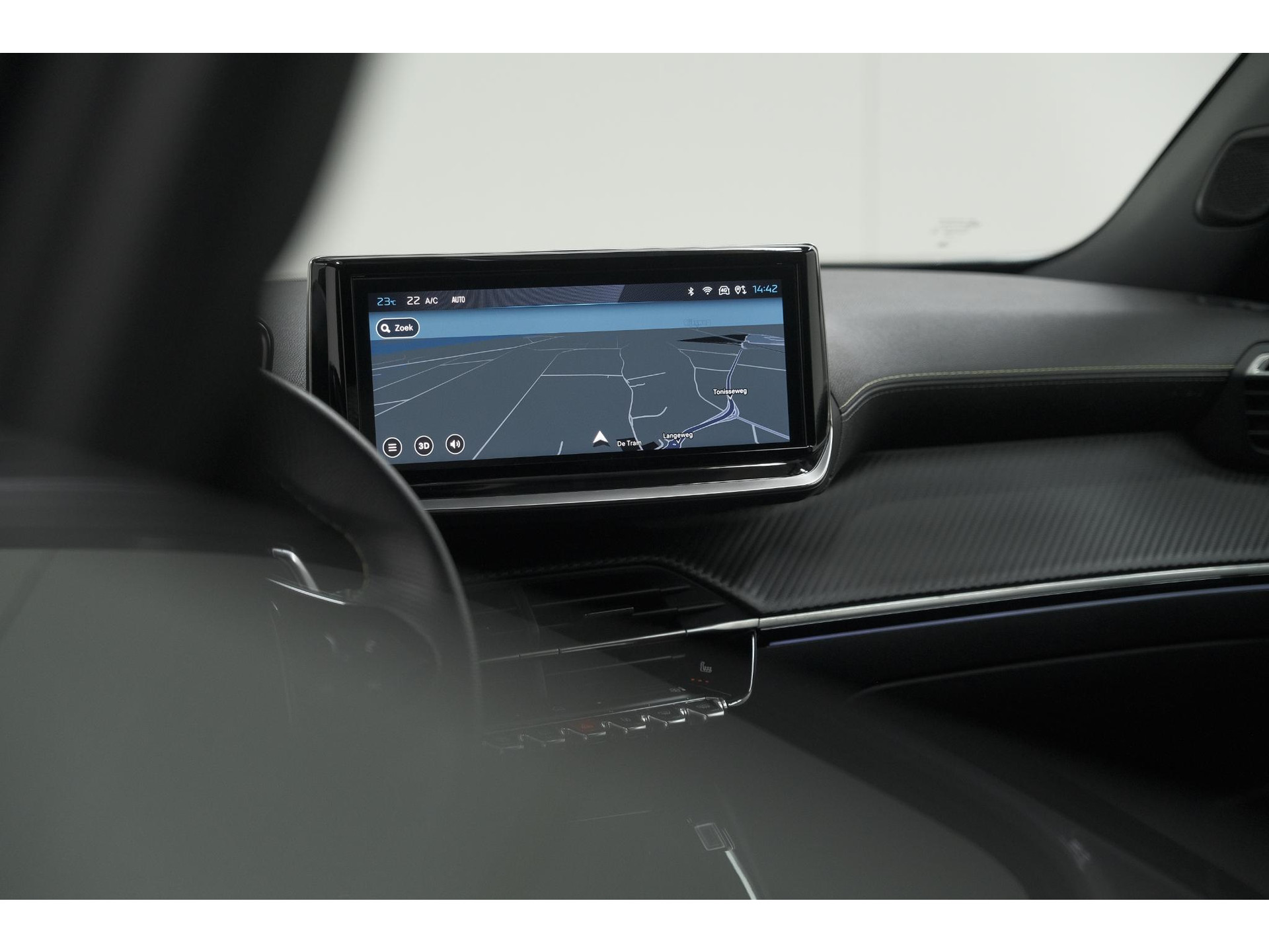 Peugeot 2008 PureTech 130 EAT8 GT | 360 Camera | Adaptieve Cruise Control | Pack Alcantara | Apple Carplay
