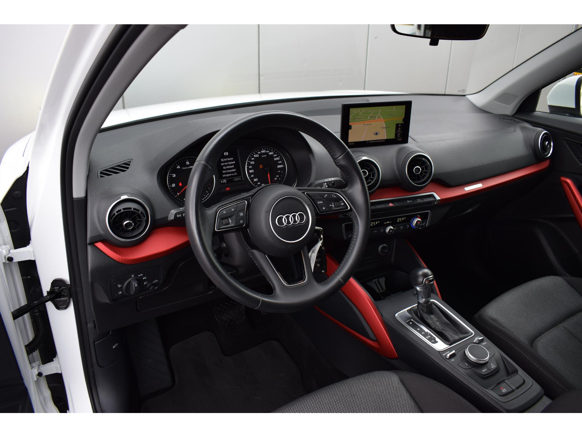 Audi Q2 30 TFSI Design Pro Line Plus | Stoelverwarming | Cruise | Navi | Climate