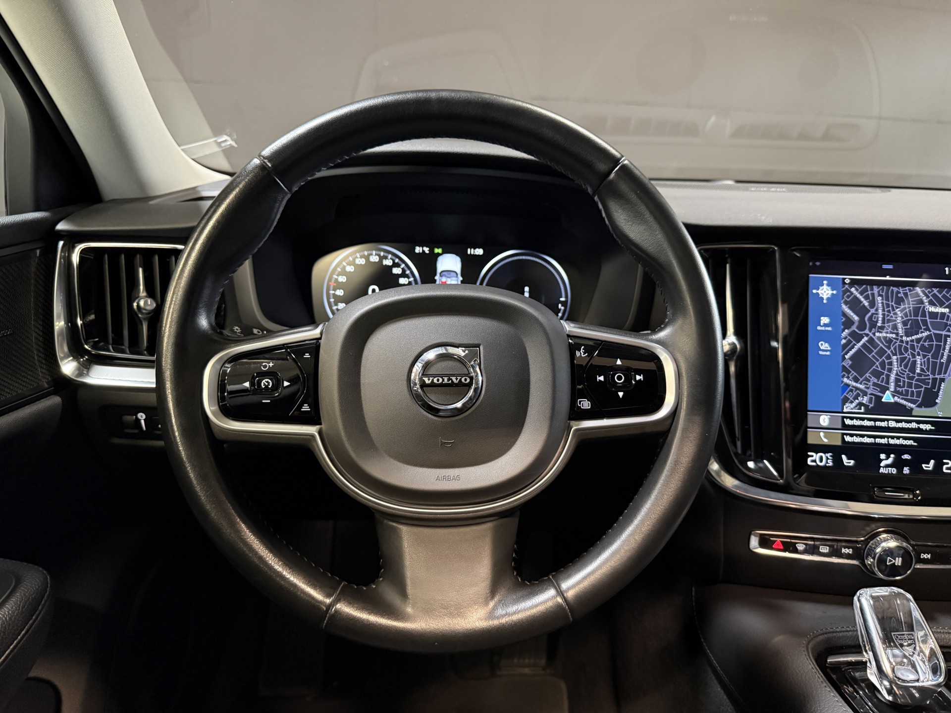 Volvo V60 2.0 T8 Twin Engine AWD Inscription | Panoramadak | 360 camera | Harman/Kardon | Adaptive cruise | Stoelverwarming