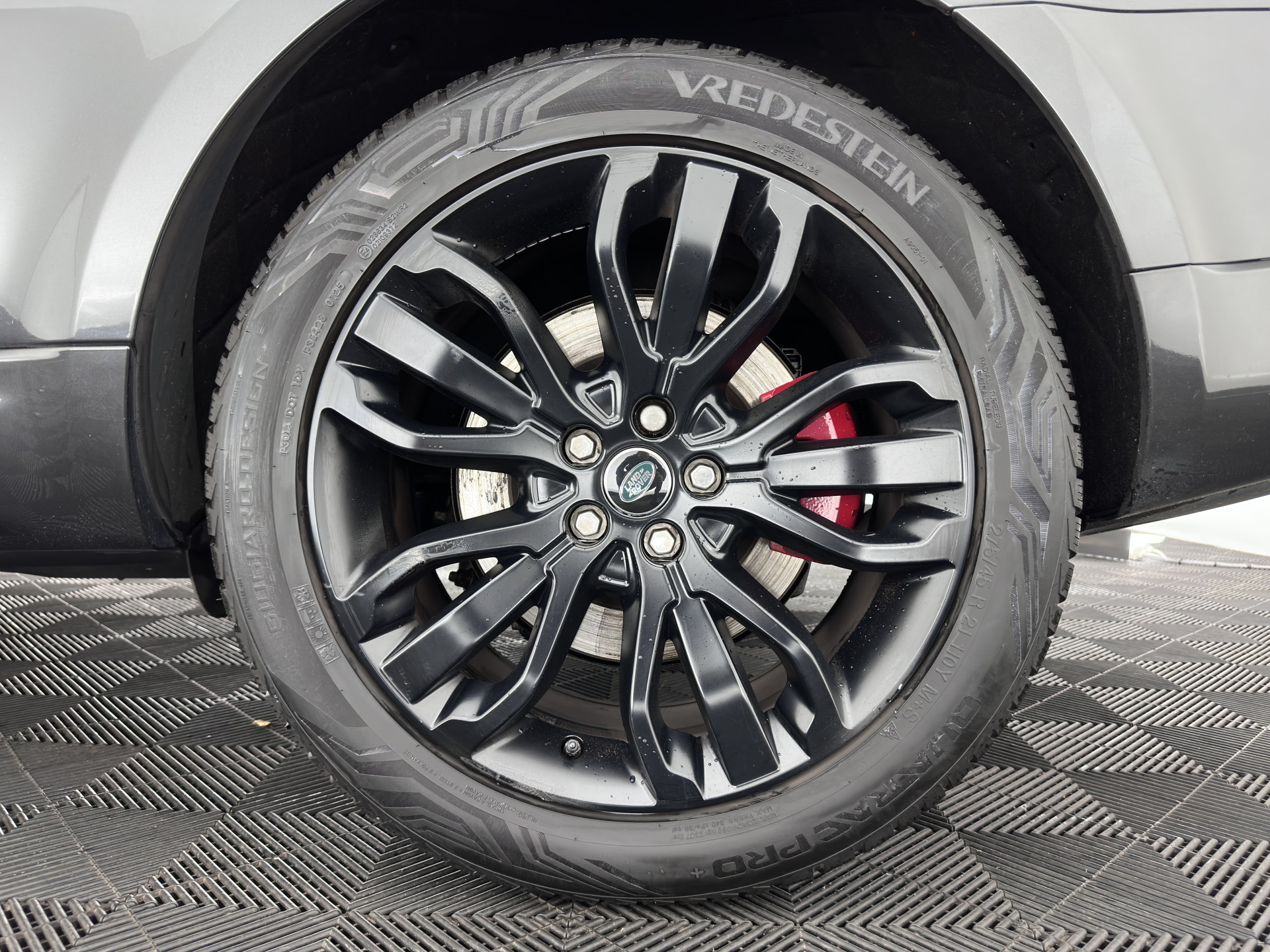 Land Rover Range Rover Sport 3.0 TDV6 HSE Dynamic Aut. *PANO | DIGI-COCKPIT | LEATHER | XENON | NAVI-FULLMAP | CAMERA | KEYLESS | AIR-SUSPENSION | ECC | PDC | HEATED-SPORTSEATS | AMBIENT-LIGHT | CARBON-INLAY | SHIFT-PADDLES | CRUISE |