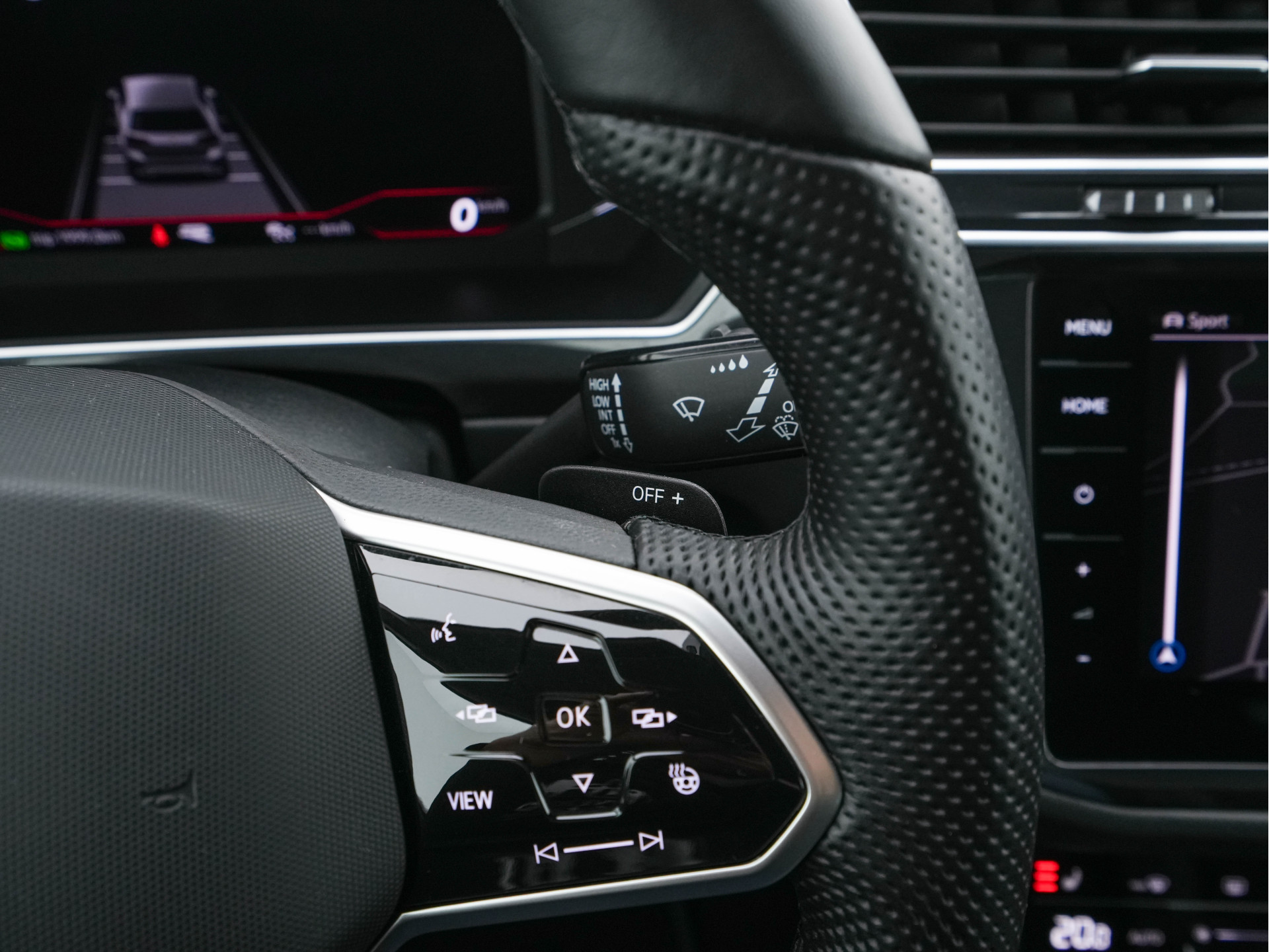 Volkswagen Tiguan 1.4 TSI R-Line Business+ (Plug-in) (INCL-BTW) Aut. *PANO | FULL-LED | ADAPTIVE-CRUISE | DIGI-COCKPIT | HEATED-COMFORTSEATS | NAV-FULLMAP | DAB+ | TOWBAR | PRIVACY-GLASS | ECC | PDC | 19''ALU