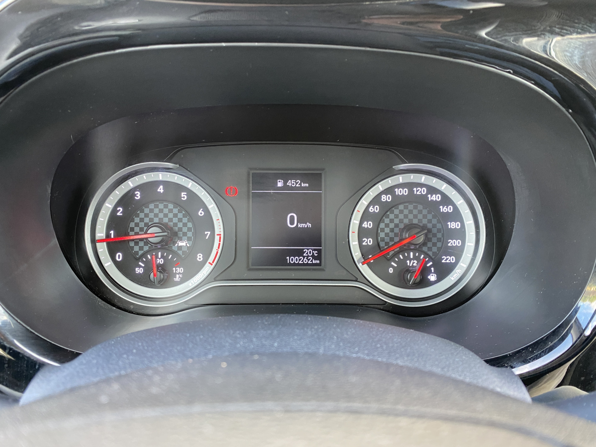 Hyundai i10 1.0 Comfort | 1e eigenaar | airco | apple carplay | cruise control | all season banden | dab | apk t/m 6-2028