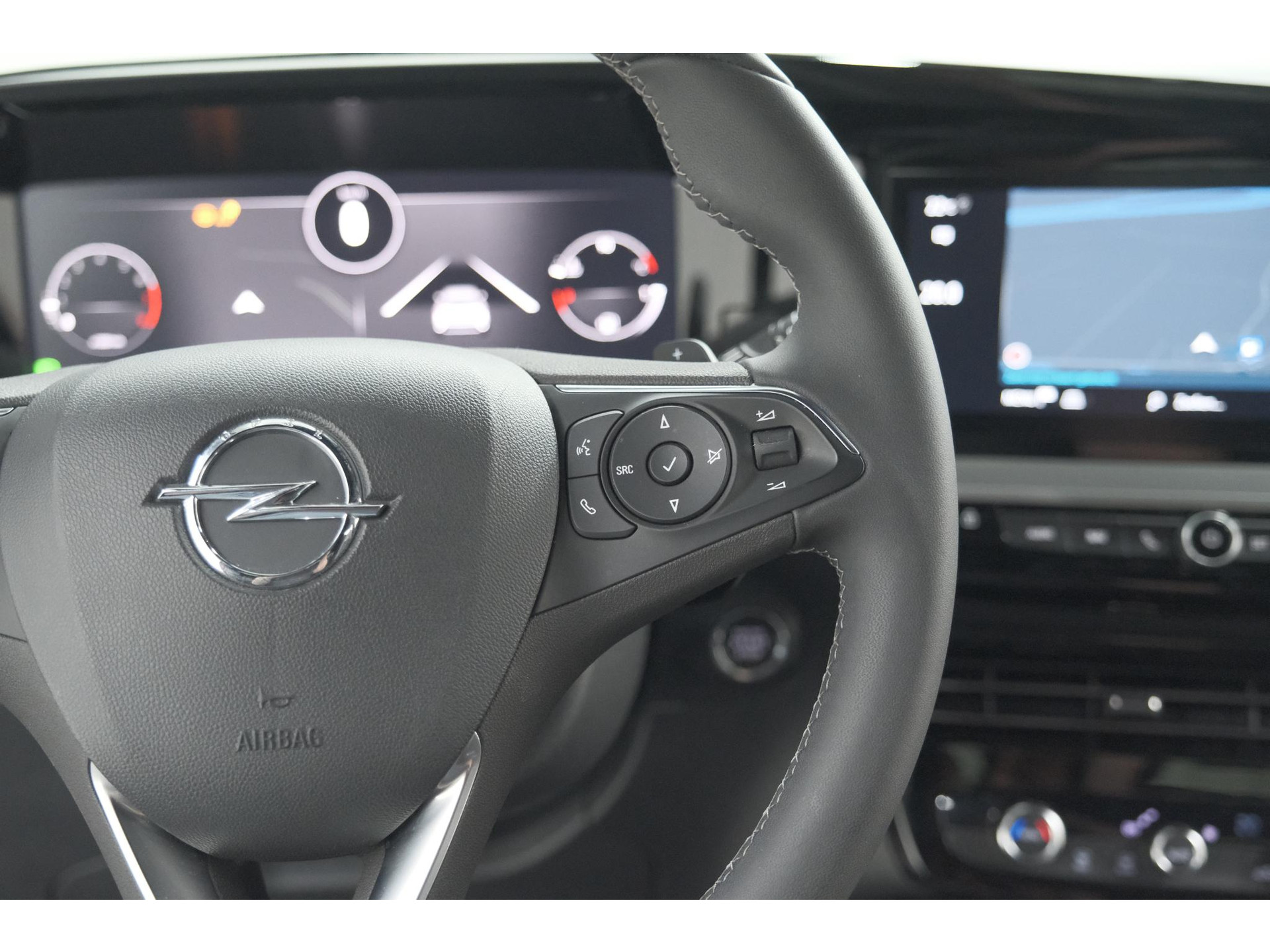 Opel Mokka 130 Turbo EAT8 Ultimate | Camera | Dodehoekdetectie | Massage | Adaptieve Cruise Control