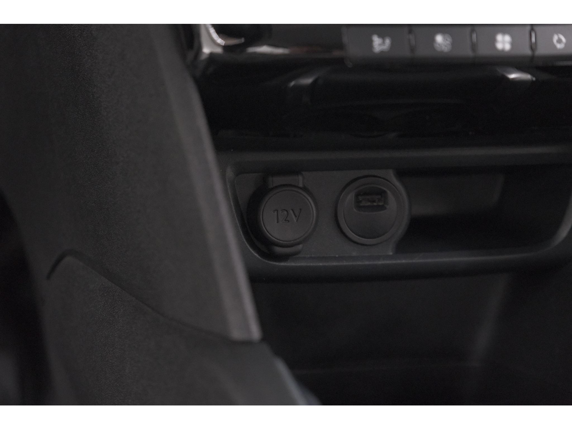 Peugeot 208 PureTech 110 Tech Edition | Camera | Apple Carplay | Parkeersensoren