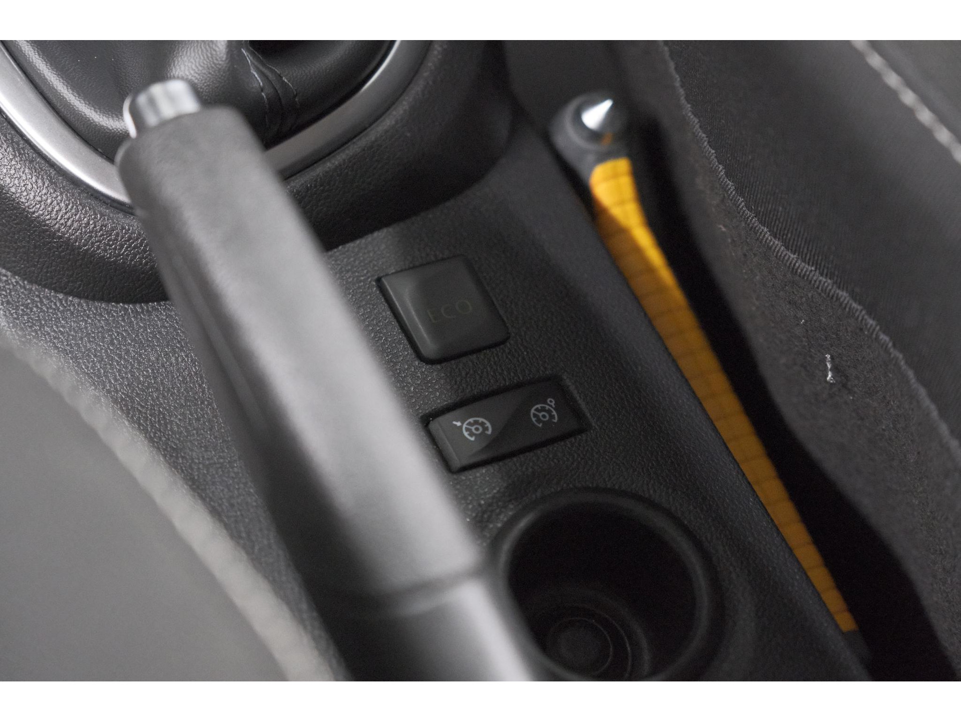 Renault Captur TCe 90 Limited | Trekhaak | Navigatie | Parkeersensoren