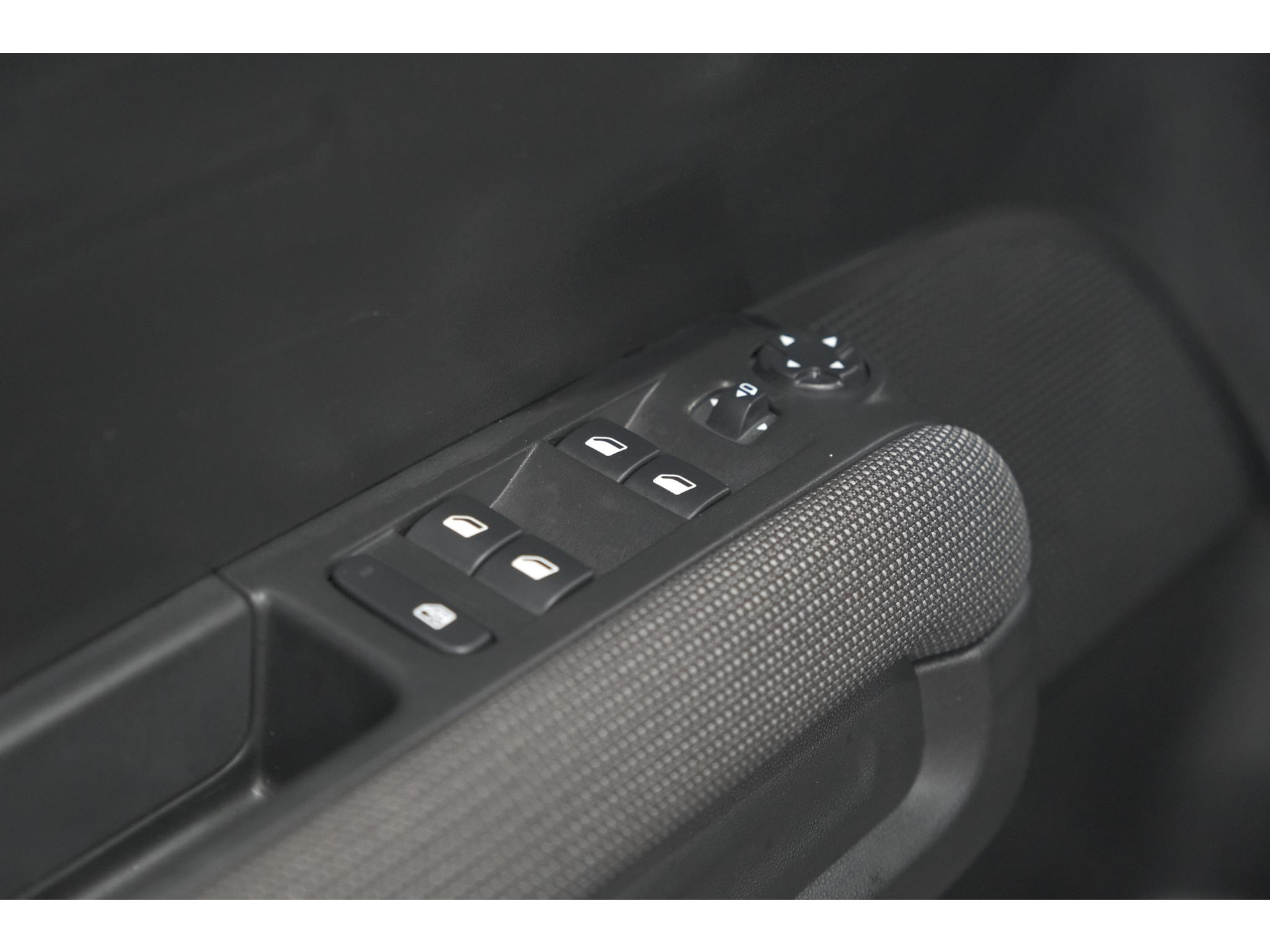 Citroen C3 Aircross PureTech 110 Feel | Parkeersensoren | Navigatie | Apple Carplay