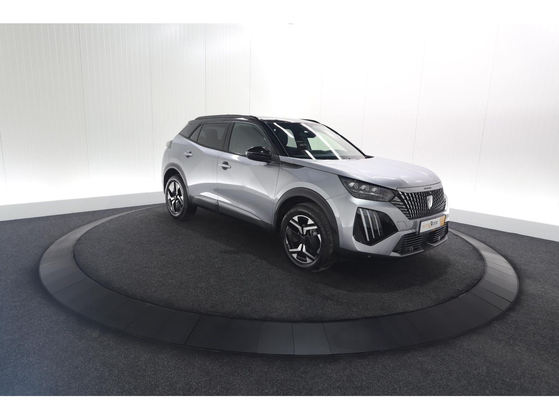 Peugeot 2008 PureTech 130 EAT8 GT | 360 Camera | Adaptieve Cruise Control | Dodehoekdetectie | Apple Carplay
