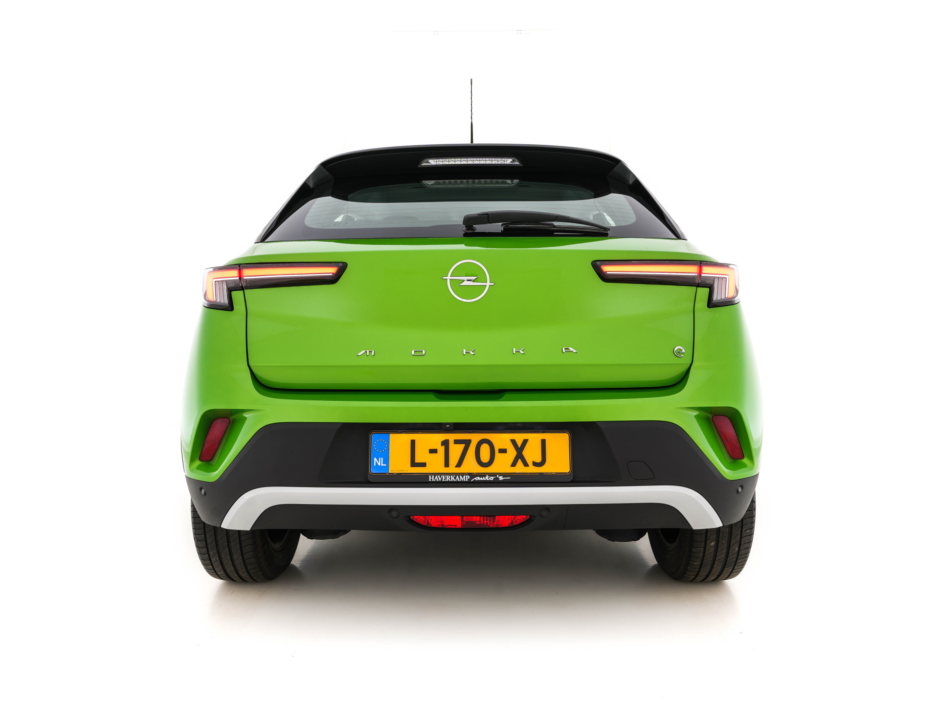 Opel Mokka-e Elegance 50-kWh 11kw Blue Ultimate [ 3-Fase ] {SOH-91%} (INCL-BTW) *FULL-LED | MICROFIBRE | HEATED-SEATS | DAB+ | KEYLESS | DIGI-COCKPIT | CARPLAY | AMBIENT-LIGHT | CAMERA | LANE-ASSIST | SPORT-SEATS | 17"ALU*