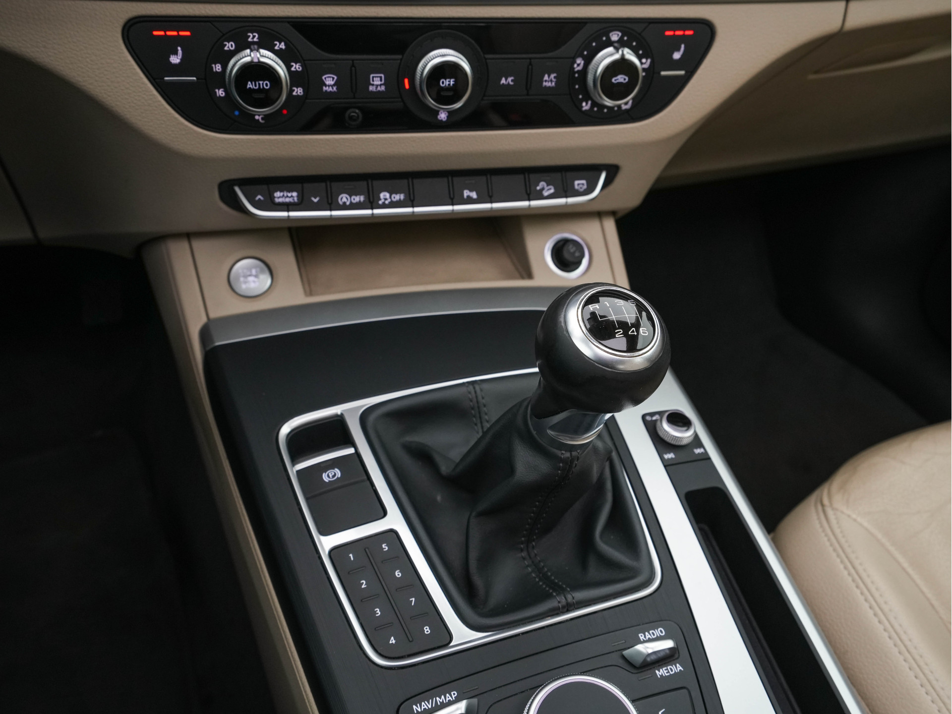 Audi Q5 2.0 TDI Pro Line *PANO | XENON | LUXURY-LEATHER | NAVI-FULLMAP | HEATED-COMFORTSEATS | ECC | KEYLESS | PDC | CRUISE | 20''ALU*