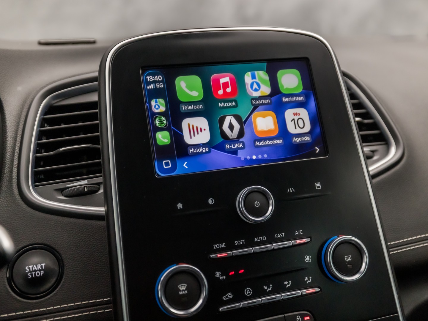 Renault Scénic 1.3 TCe Intens Sport (APPLE CARPLAY, NAVIGATIE, CAMERA, CLIMATE, LEDER, SPORTSTOELEN, GETINT GLAS, CRUISE, NIEUWSTAAT)