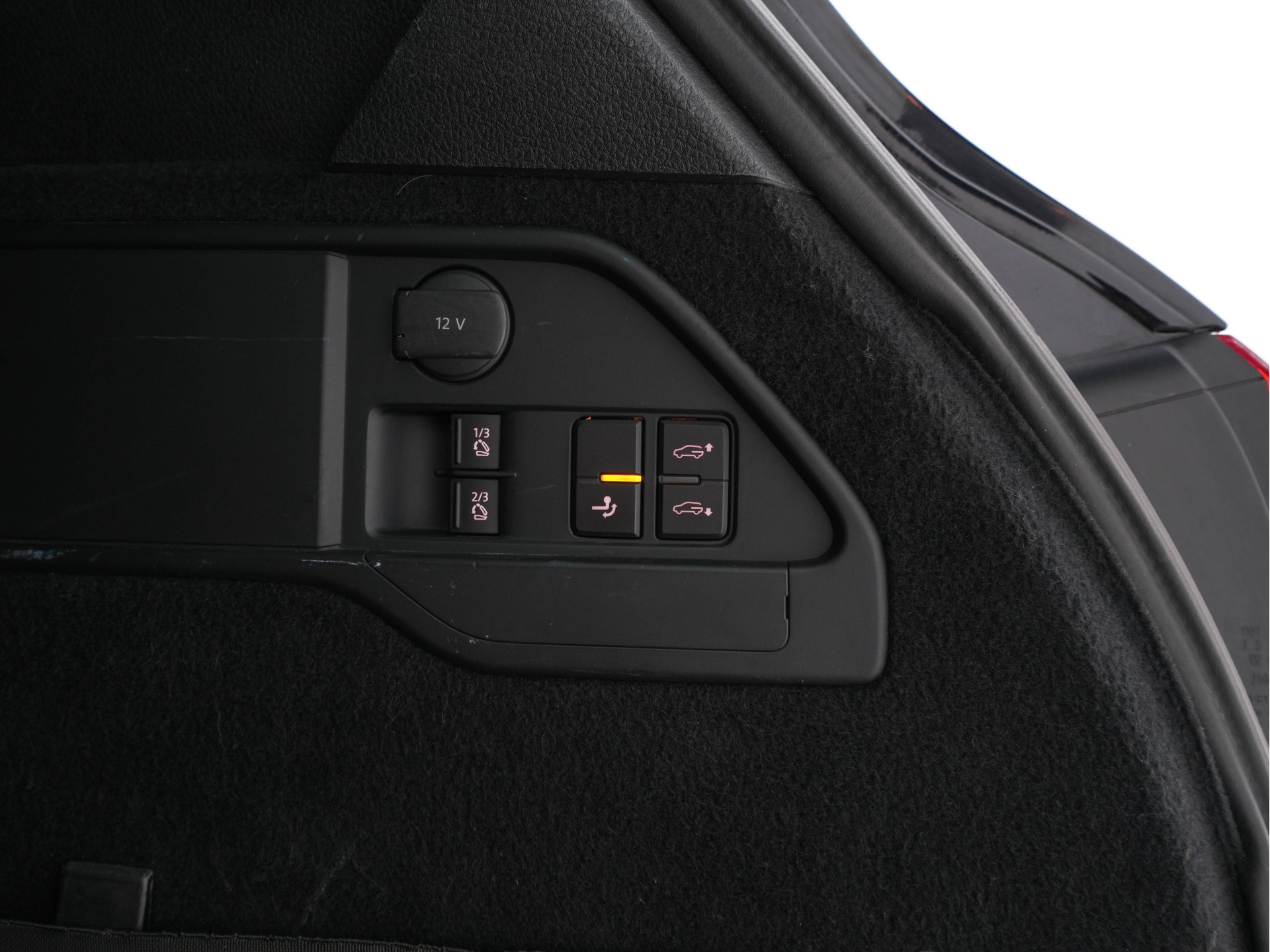 Volkswagen Touareg 3.0 TDI R-line-Sportpack AWD Aut. *FULL-LEATHER | BI-XENON | MEMORY-PACK | DYNAUDIO | AIR-SUSPENSION | NAVI-FULLMAP | COMFORT-SEATS  | ECC | HEATED-SEATS | PDC | CRUISE | TOWBAR | 21''ALU*