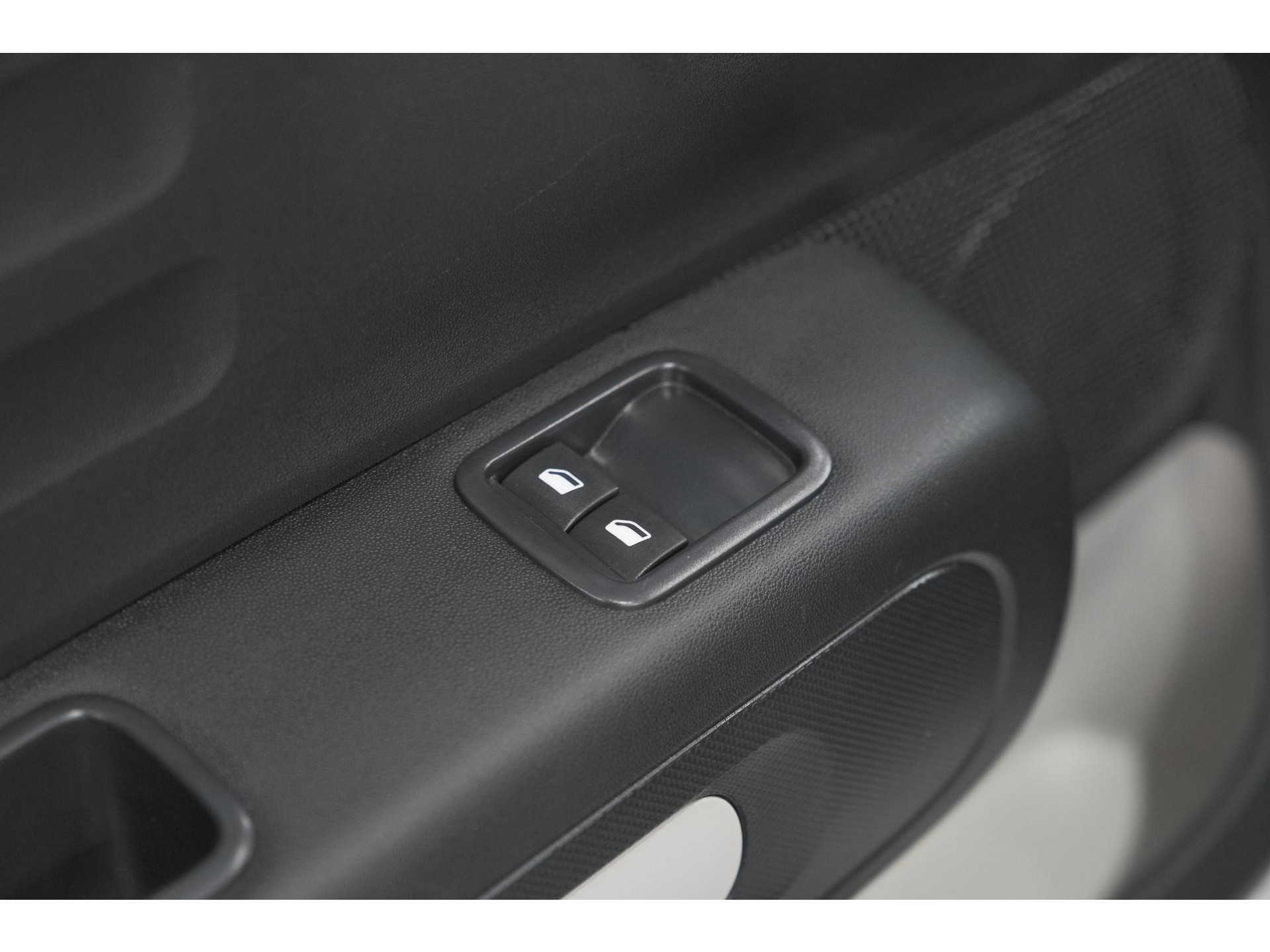 Citroen C3 PureTech 82 S&S Feel Edition | Parkeersensoren | Navigatie | Apple Carplay | Climate Control