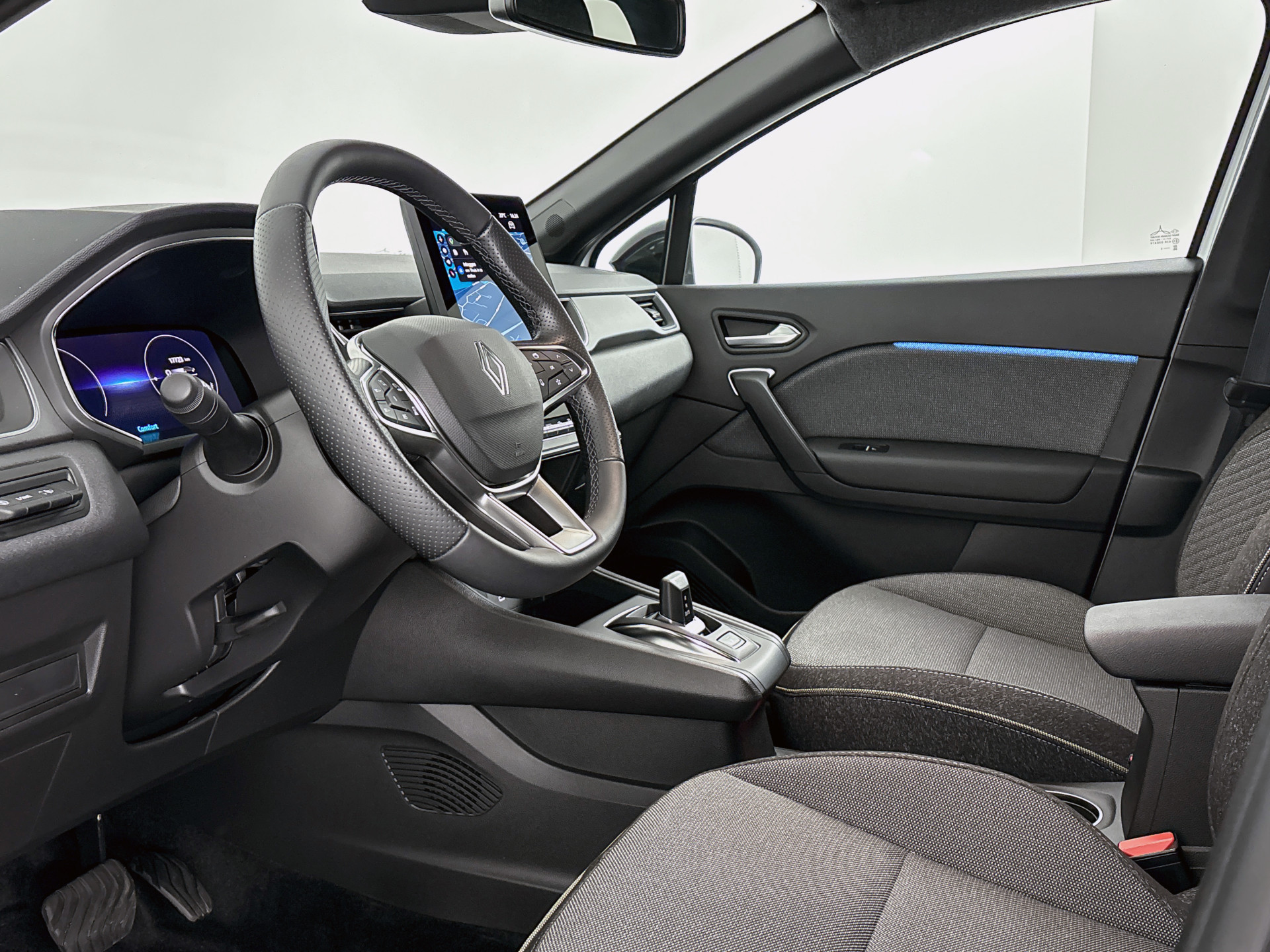 Renault Captur 1.8 E-Tech full hybrid 160PK techno | CAMERA | NAVI