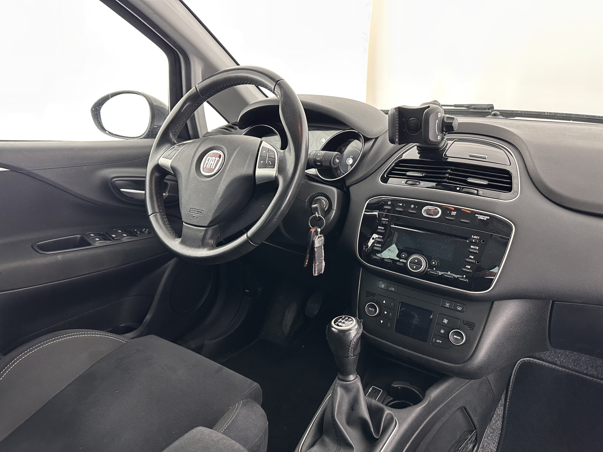 Fiat Punto Evo 1.3 M-Jet Lounge *ECC | SPORT-SEATS | MICROFIBRE | PDC | CRUISE | RADIO-CD/MP3 | 16''ALU*