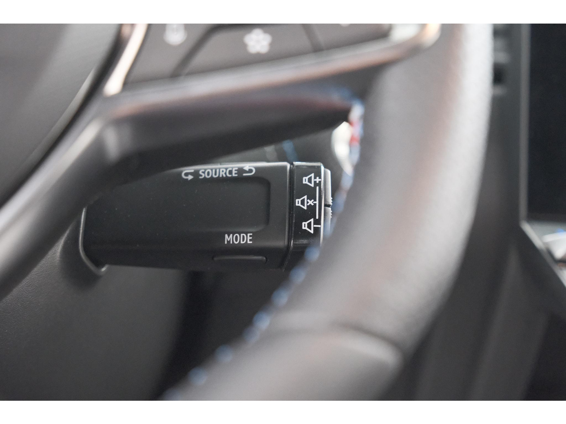 Renault Captur 1.8 E-Tech Full Hybrid 160 Esprit Alpine | Rondom Camerazicht | Dodehoekdetectie | Adaptieve Cruise Control