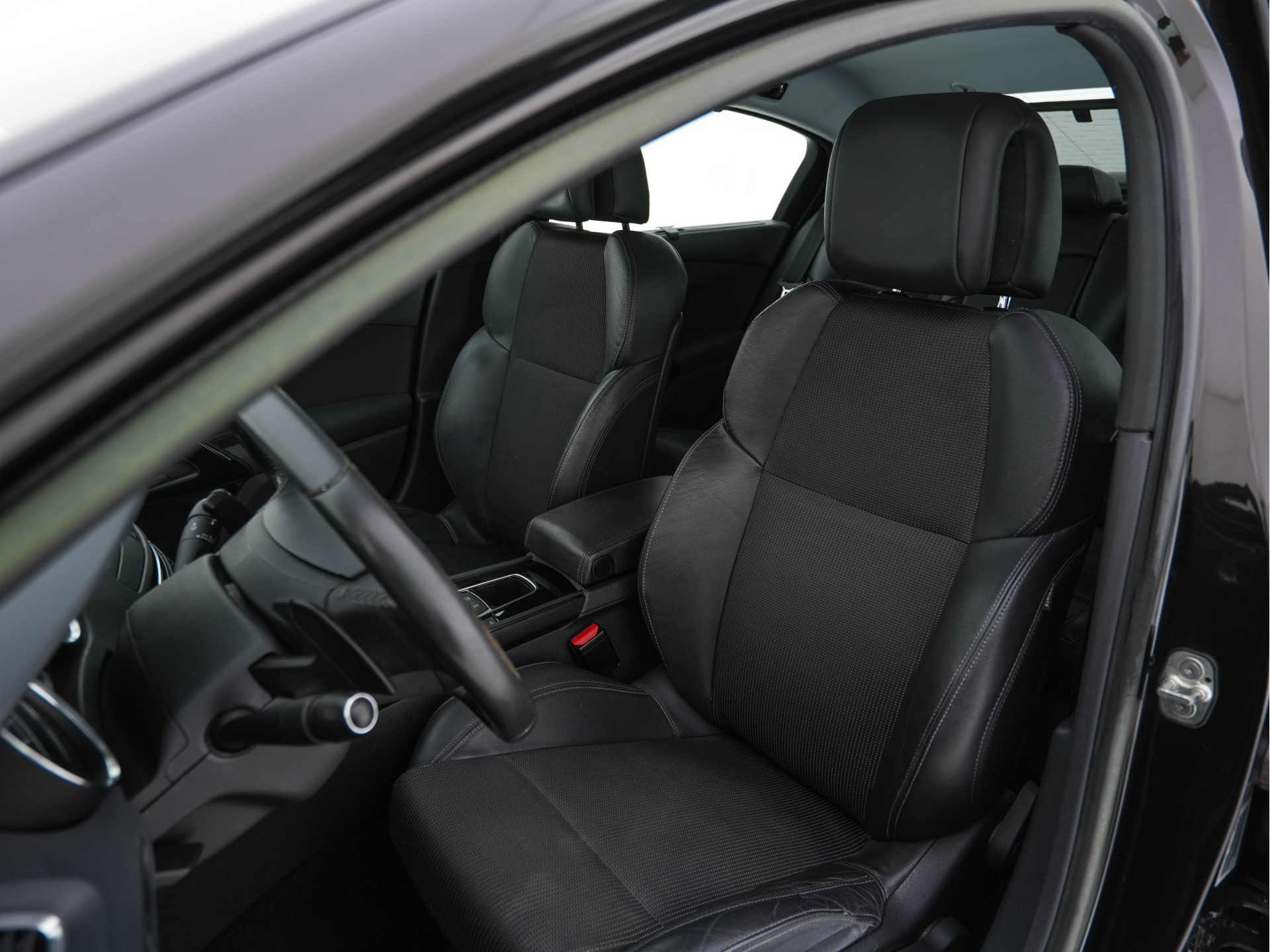 Peugeot 508 2.0 HDi Blue Lease Premium Hybrid4 Aut. *HEAD-UP | LEATHER-FABRIC | XENON | JBL-AUDIO | SHIFT-PADDLES | COMFORT-SEATS | KEYLESS | NAVI-FULLMAP | ECC | PDC | CRUISE | 17''ALU*